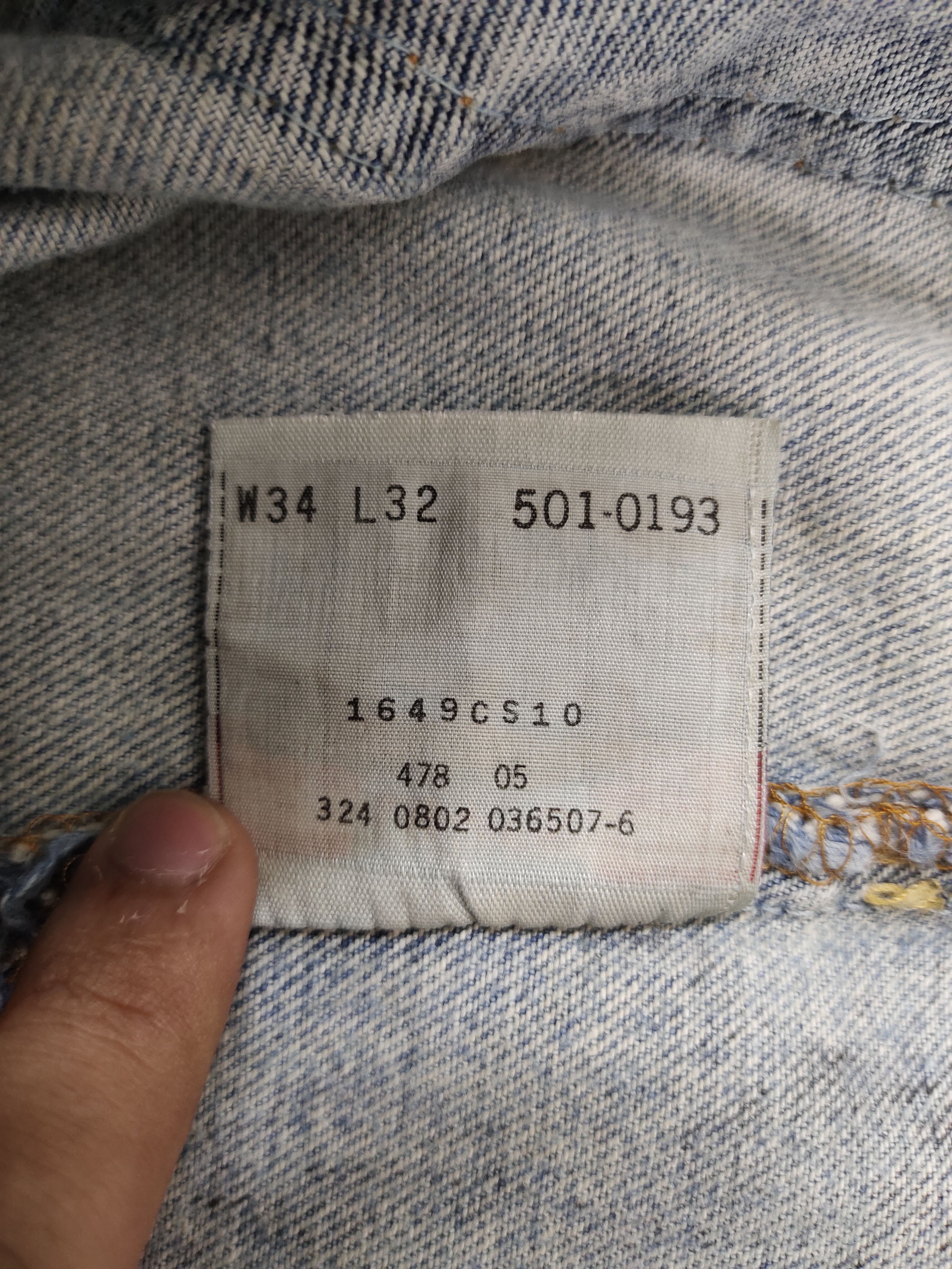Levi's Vintage Levis 501 Japanese Script Dragon Print Distress Jean Size US 33 - 22 Thumbnail