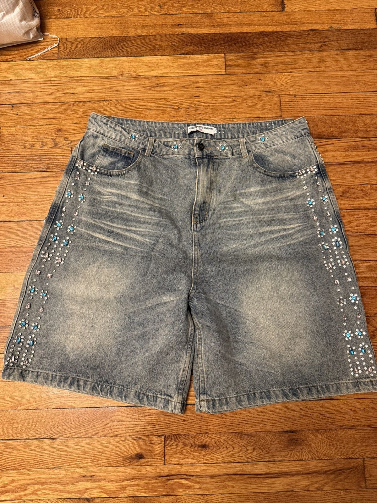 Vale Vale Forever Candy Jorts Pants Size 36 Size US 36 / EU 52 - 1 Thumbnail
