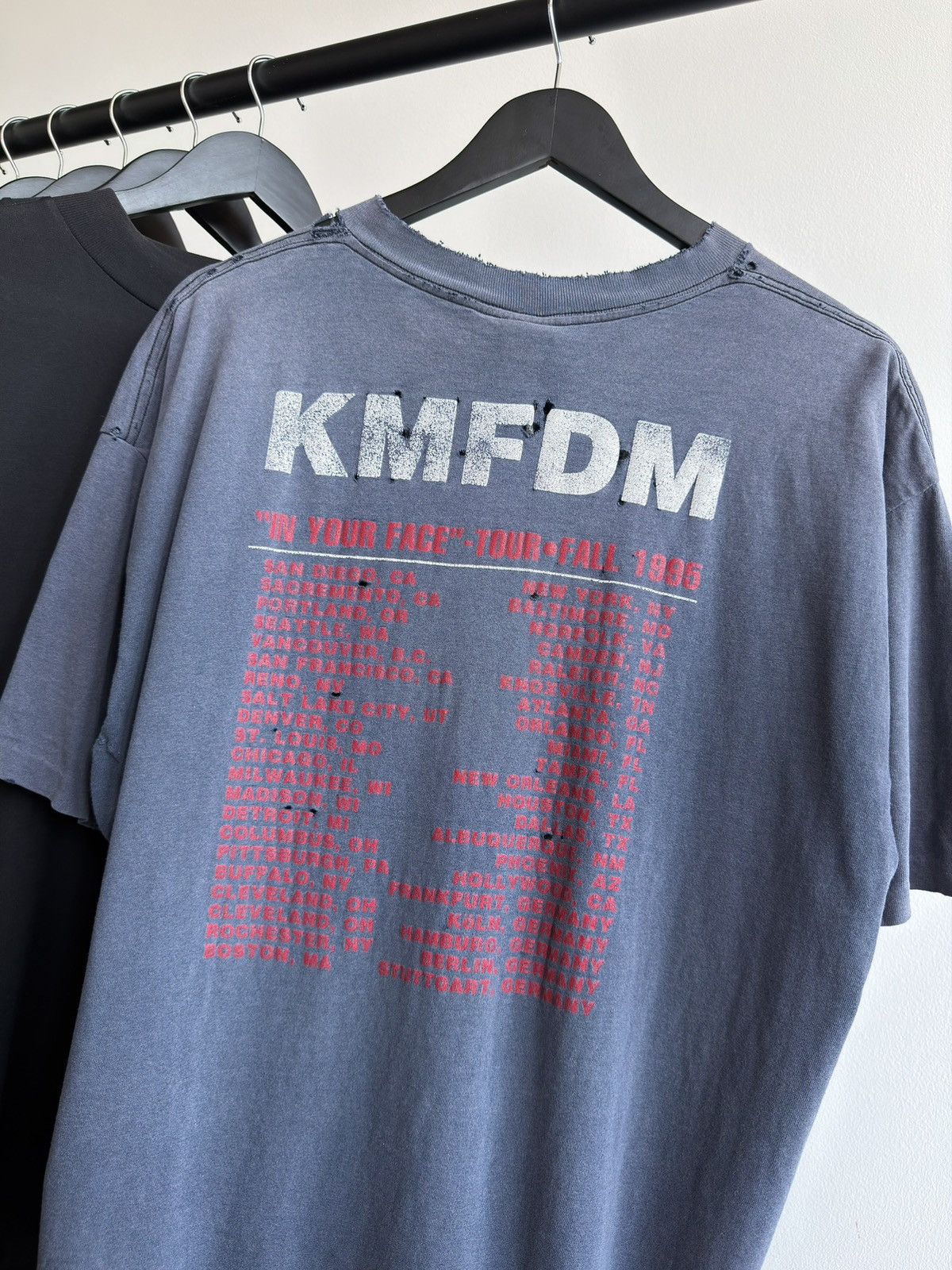 Band Tees Vintage Thrashed 90s KMFDM Erd Faded Grunge WCC Band Tee Size US XL / EU 56 / 4 - 3 Thumbnail