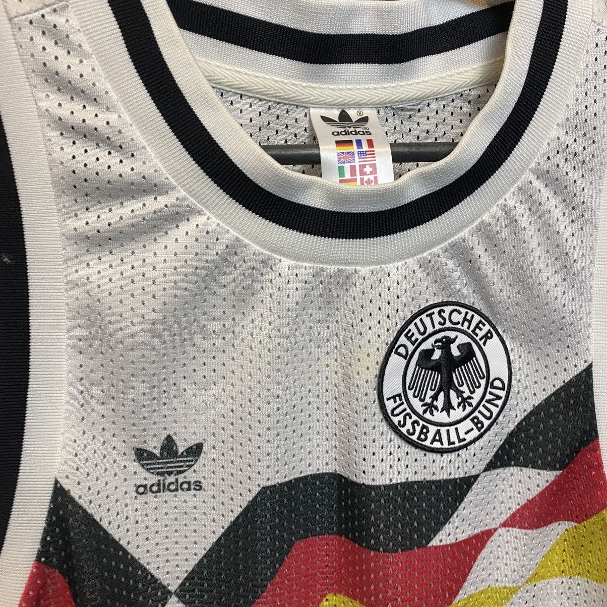 Adidas Vintage Adidas Deutchland 90’s style basketball jersey Size US L / EU 52-54 / 3 - 3 Thumbnail