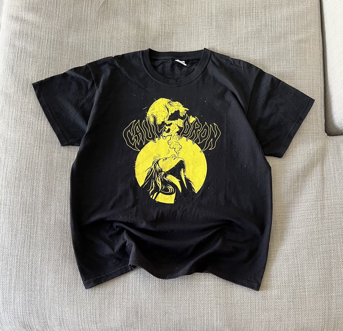 Band Tees Cauldron Band Tee T-Shirt heavy metal Size US XL / EU 56 / 4 - 1 Thumbnail
