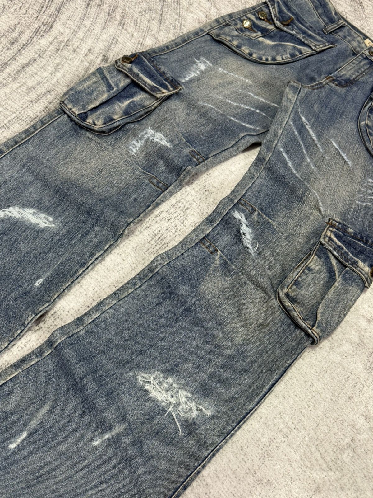 LOWBOX × Le Grande Bleu (L.G.B.) × Tete Homme Bbong San Japan Asymmetrical Cargo Pocket Flared Jeans Size US 30 / EU 46 - 4 Thumbnail
