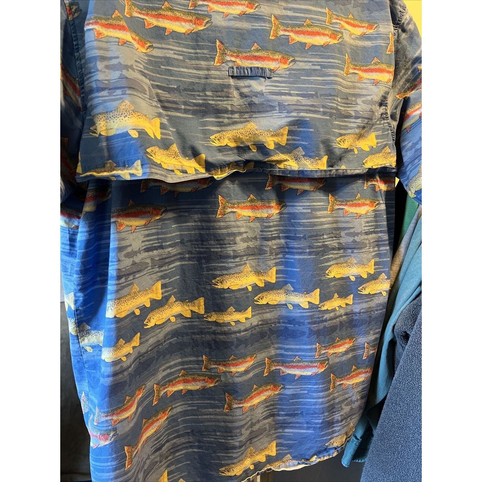 Cabelas Cabelas Shirt Men XL Button Blue SS Mesh Fish All Over Print Size US XL / EU 56 / 4 - 12 Thumbnail