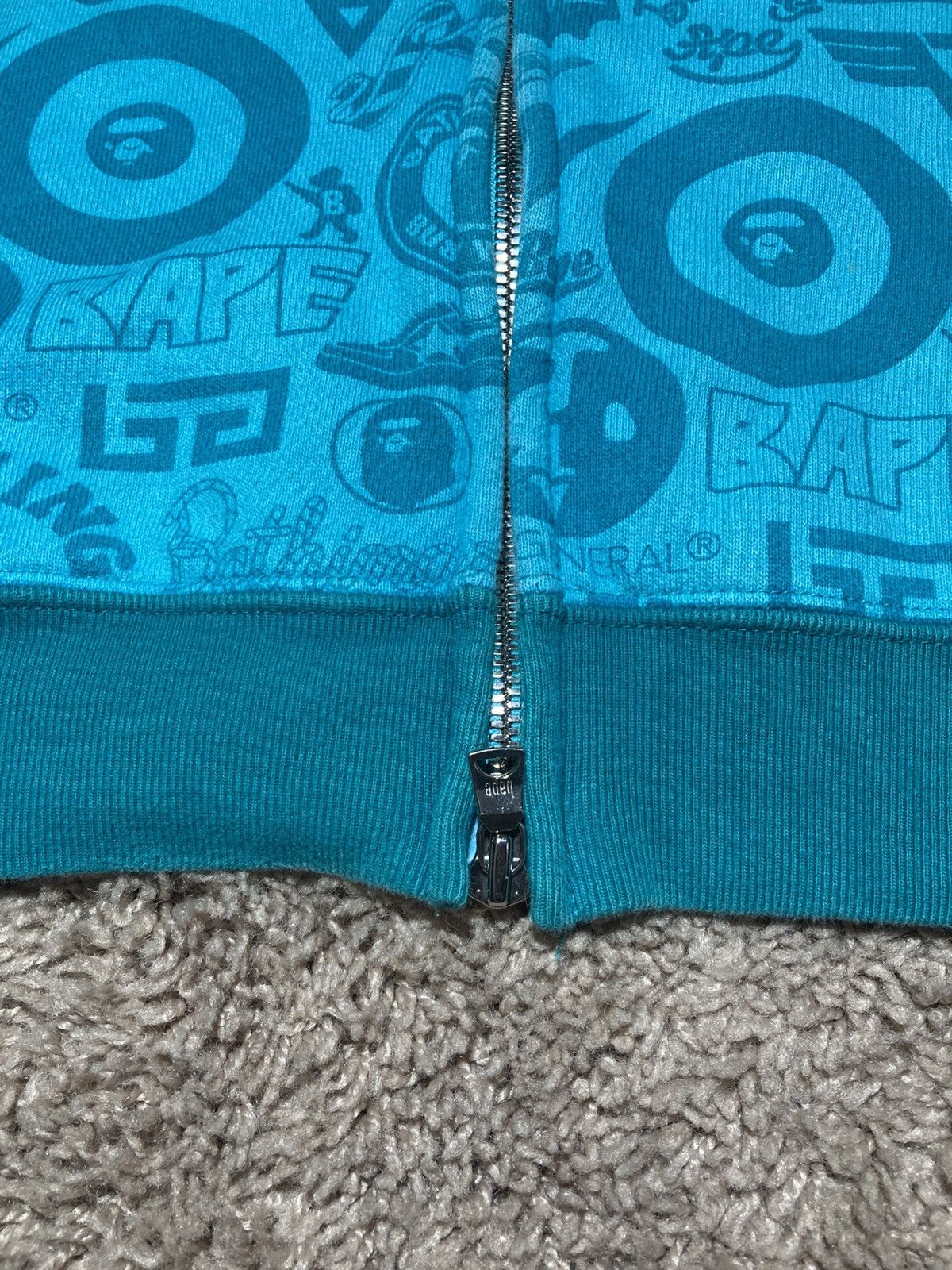 Bape 2008 Bape Full Zip Hoodie Teal Logo Mania Camo Blue OG Nigo Size US L / EU 52-54 / 3 - 5 Thumbnail