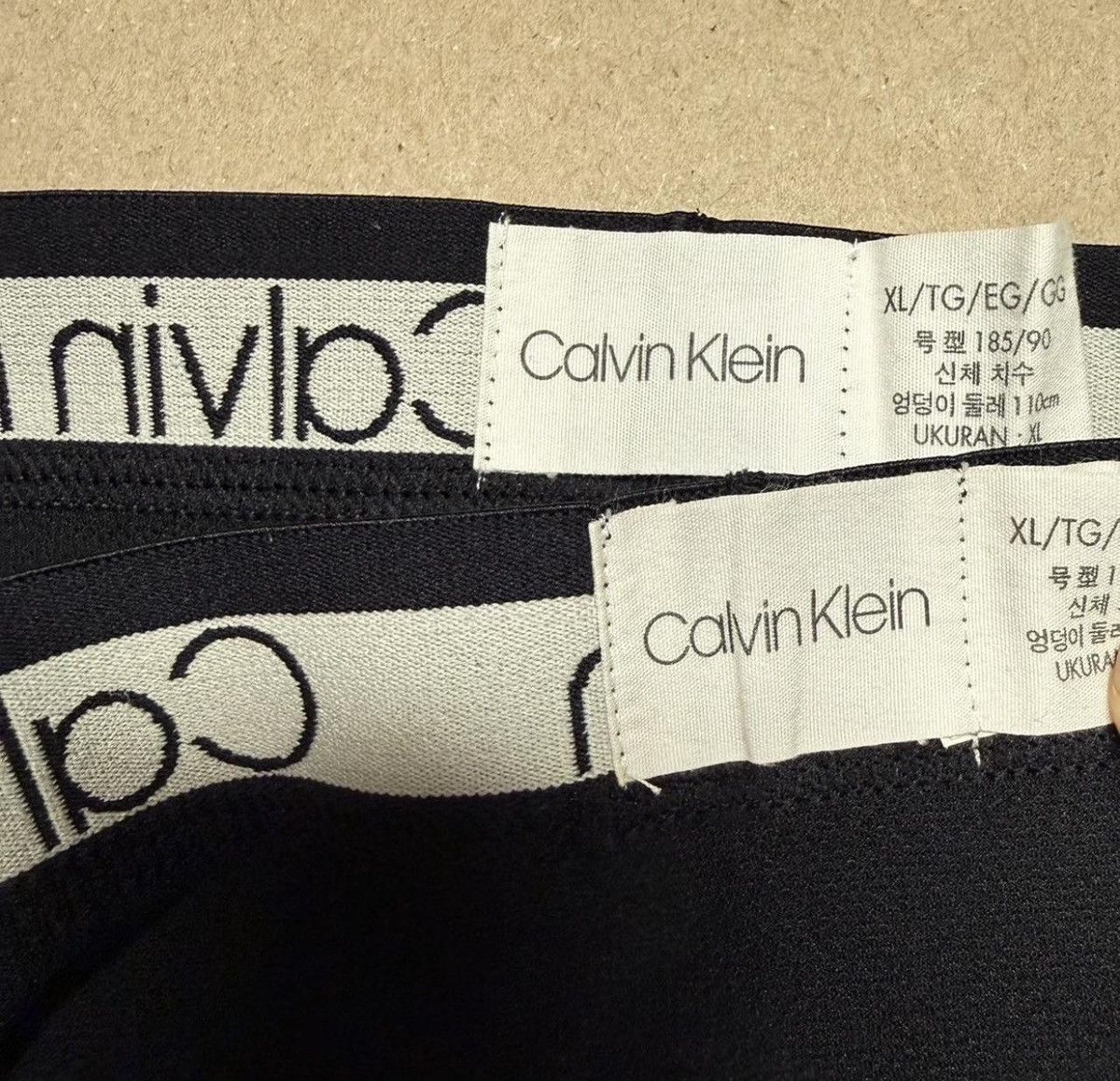 Calvin Klein Calvin Klein Boxer Breifs 2 Pairs size Extra Large XL! Size 38 - 3 Thumbnail
