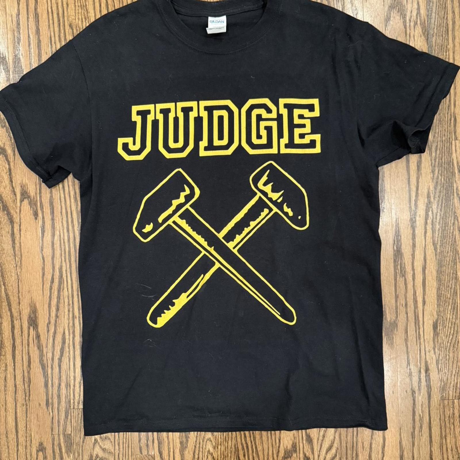 Gildan Judge - Hammers Shirt - M Size US M / EU 48-50 / 2 - 1 Thumbnail