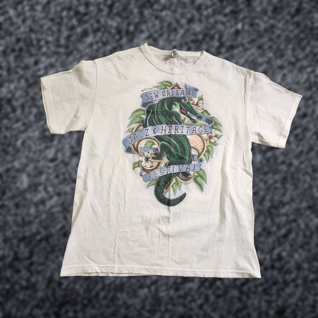 Delta VINTAGE Retro 2009 Mens M New Orleans Jazz & Heritage Festival Fest T Shirt Alligator Size US M / EU 48-50 / 2 - 1 Thumbnail