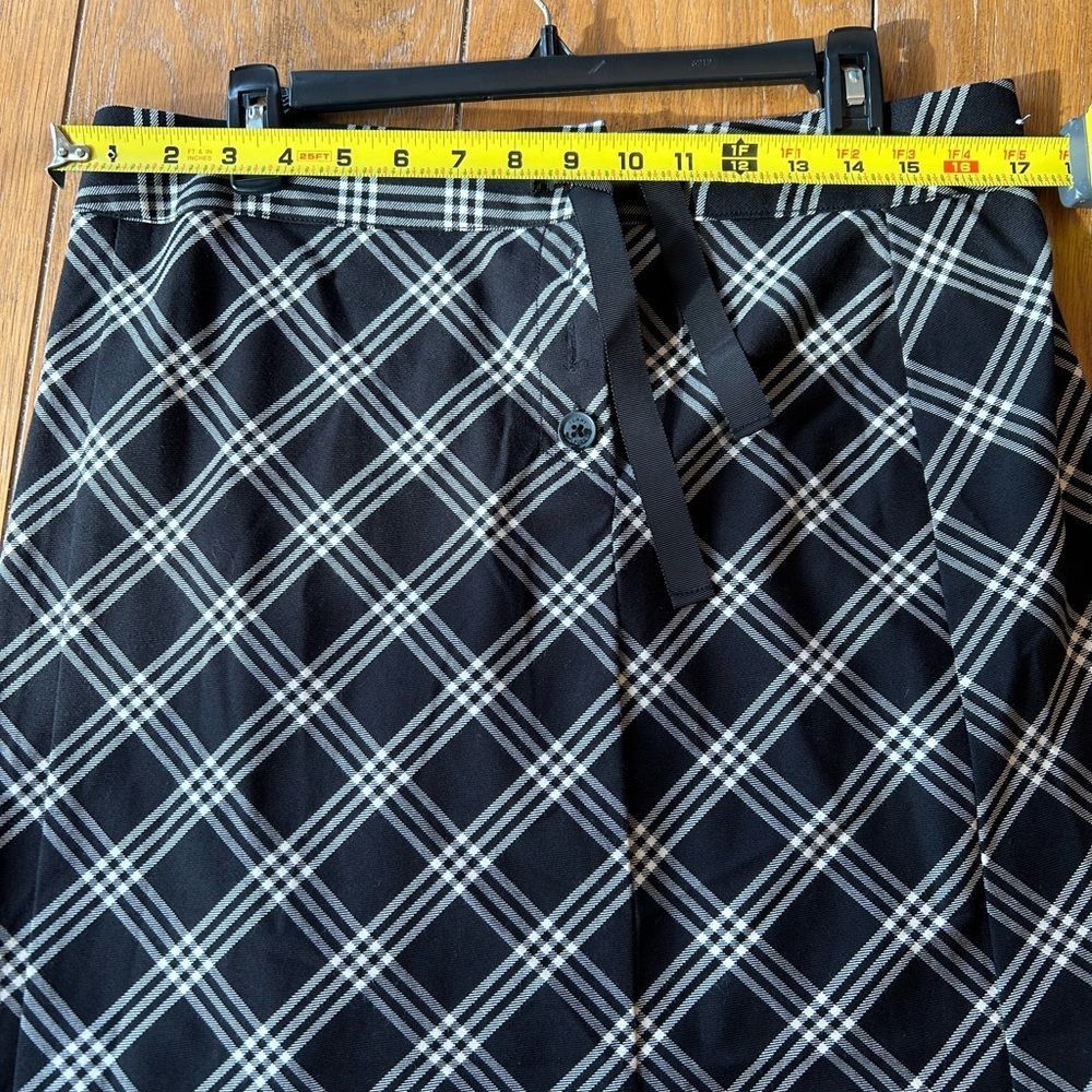 Tommy Hilfiger Tommy Hilfiger plaid Y2K Mini Skirt. Size 10. Used. Black an Size 32" / US 10 / IT 46 - 4 Thumbnail