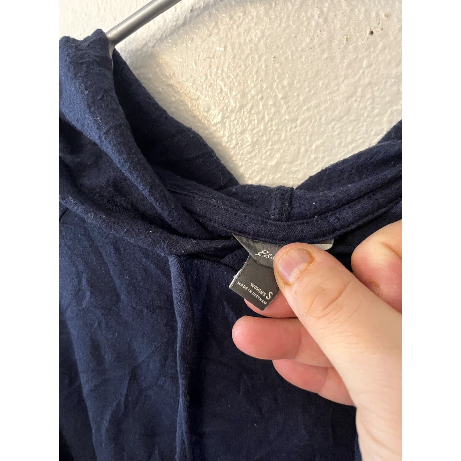 Eddie Bauer Eddie Bauer Pullover Hoodie Sweatshirt Women's Size S Navy Blue Hooded Pullover Size S / US 4 / IT 40 - 3 Thumbnail
