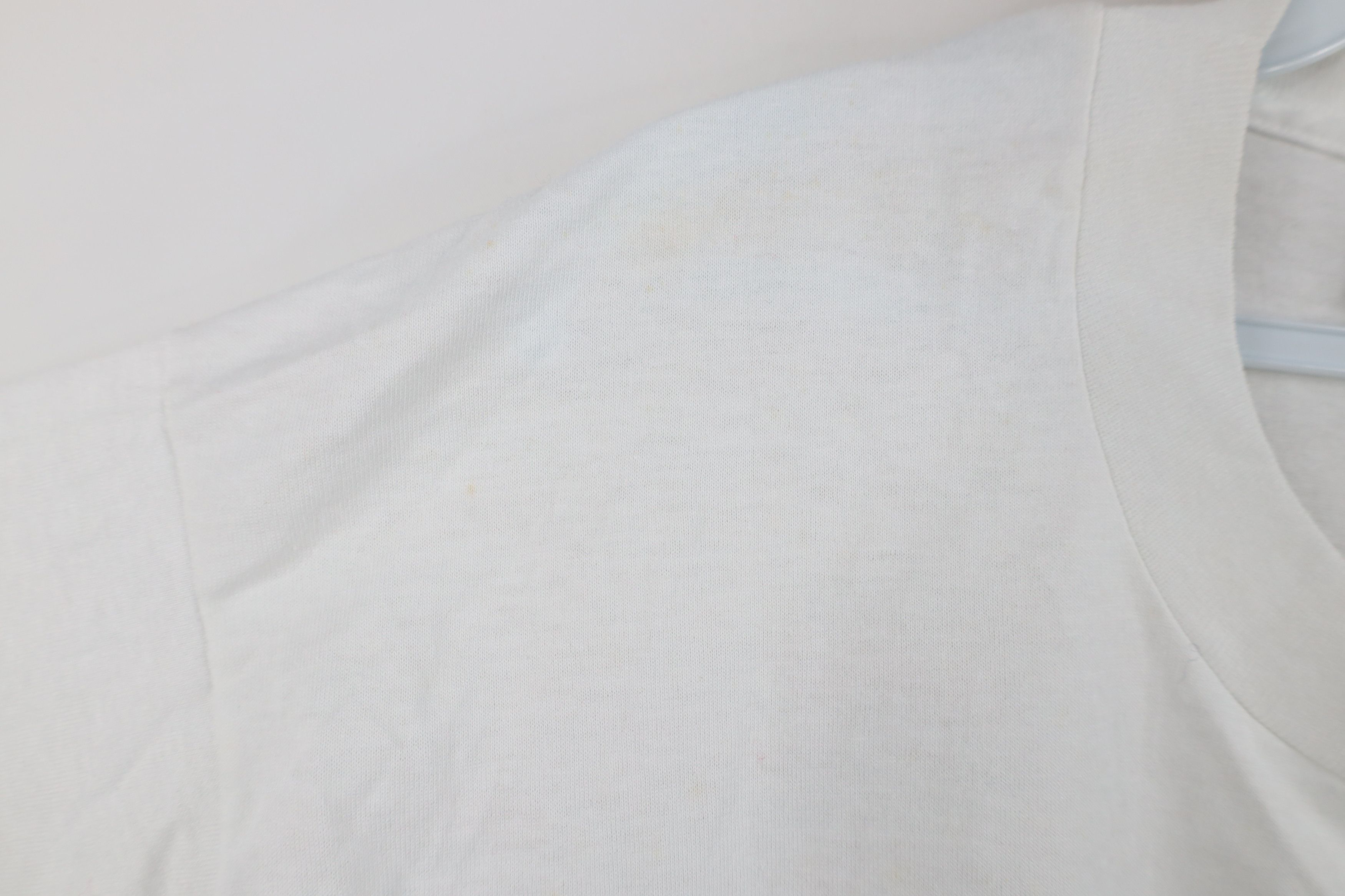Vintage Vintage 80s Streetwear Stamp Heart Love T-Shirt White USA Size XL / US 12-14 / IT 48-50 - 7 Thumbnail
