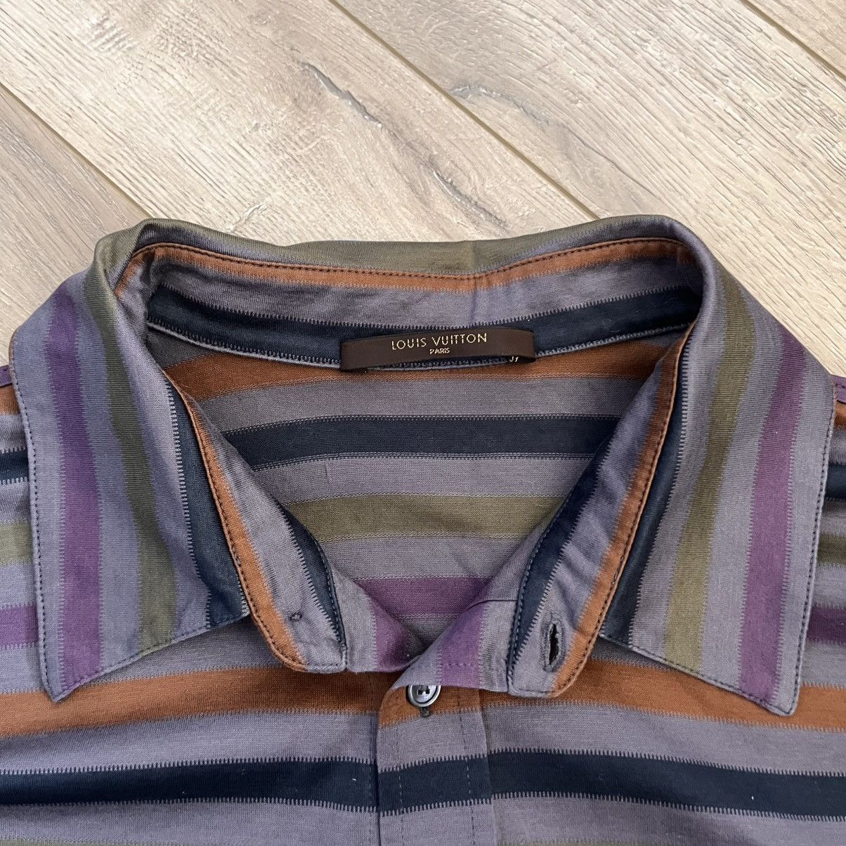 Louis Vuitton Louis Vuitton FW07 Runway Mens Marc Jacobs Era Rainbow Shirt Size US XL / EU 56 / 4 - 2 Thumbnail