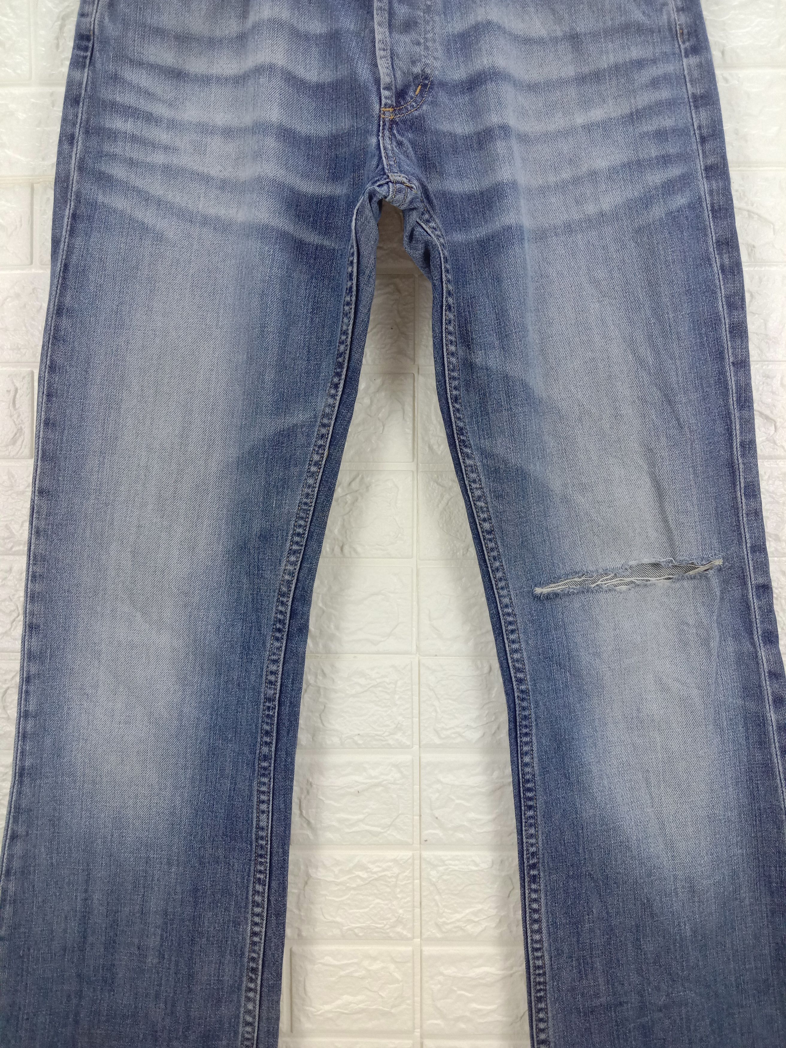 Lee Vintage Lee Faded Blue Flare Jeans Bell Bottom Ripped Denim Size US 32 / EU 48 - 3 Thumbnail