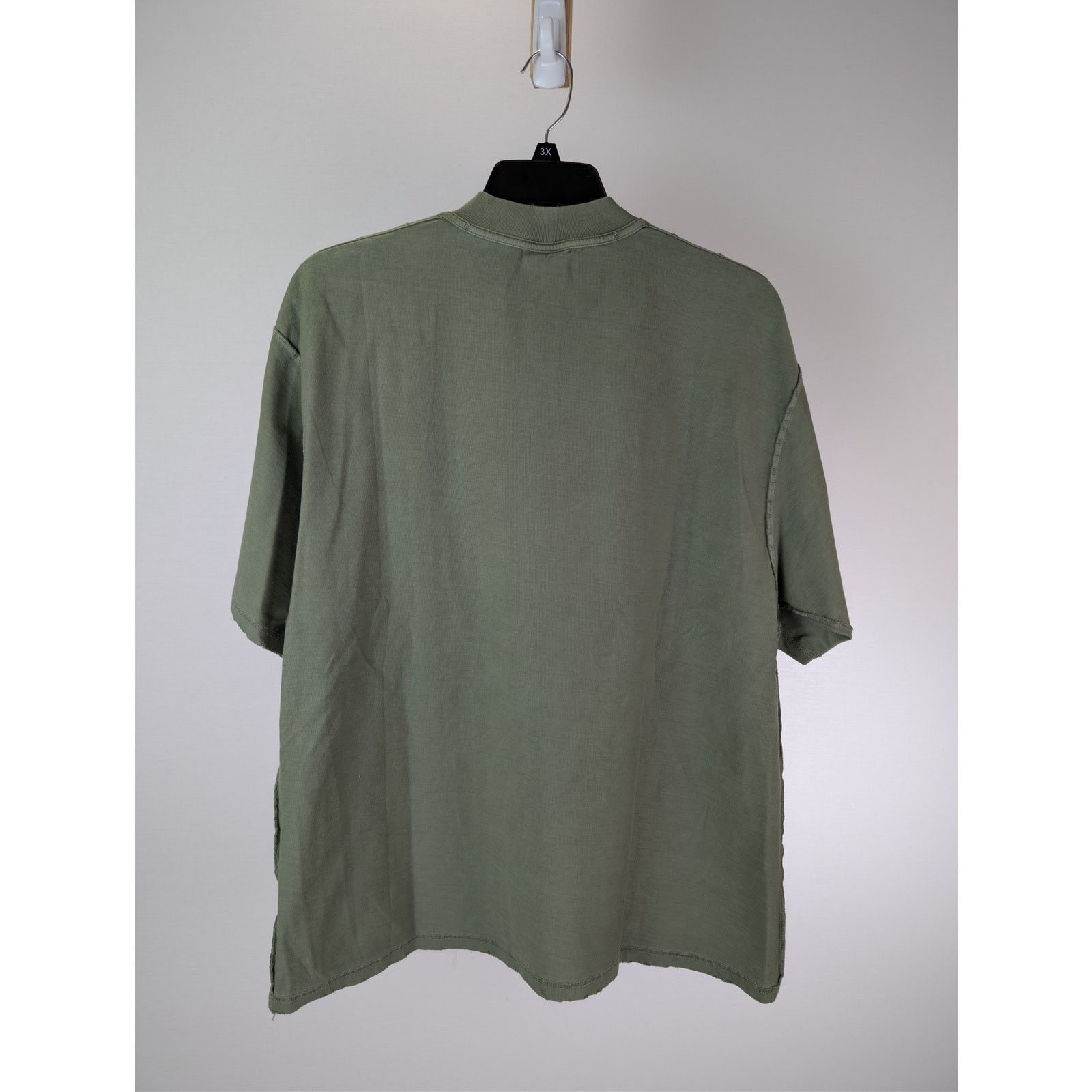 Balenciaga o1rshd1 Contrast Logo Embroidery T-Shirt in Green Size US L / EU 52-54 / 3 - 16 Thumbnail