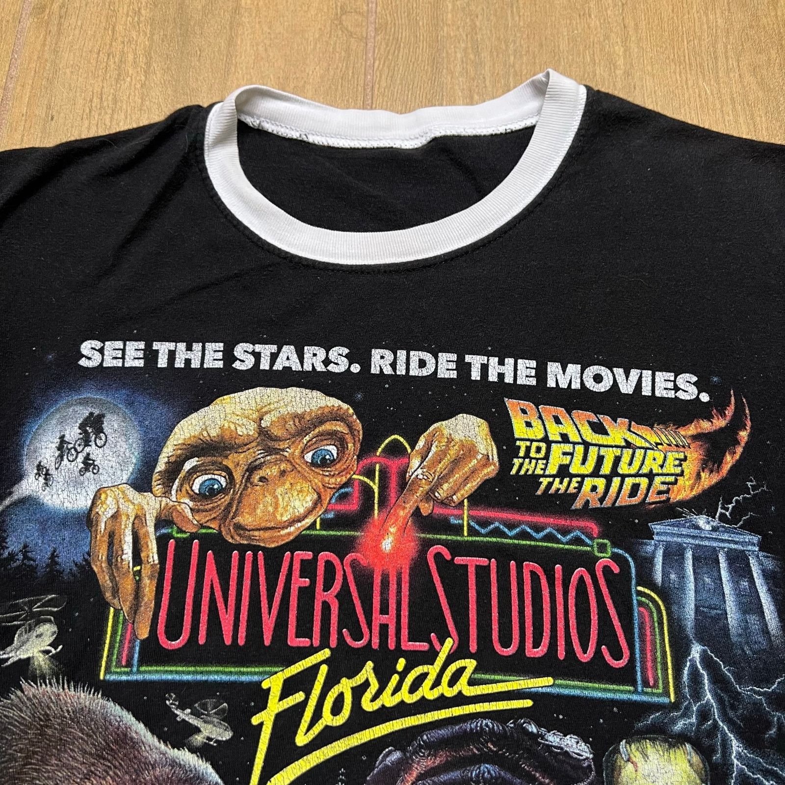Vintage Vintage Universal Studios T-Shirt Sz S/M Theme Amusement Y2K Size US M / EU 48-50 / 2 - 2 Thumbnail