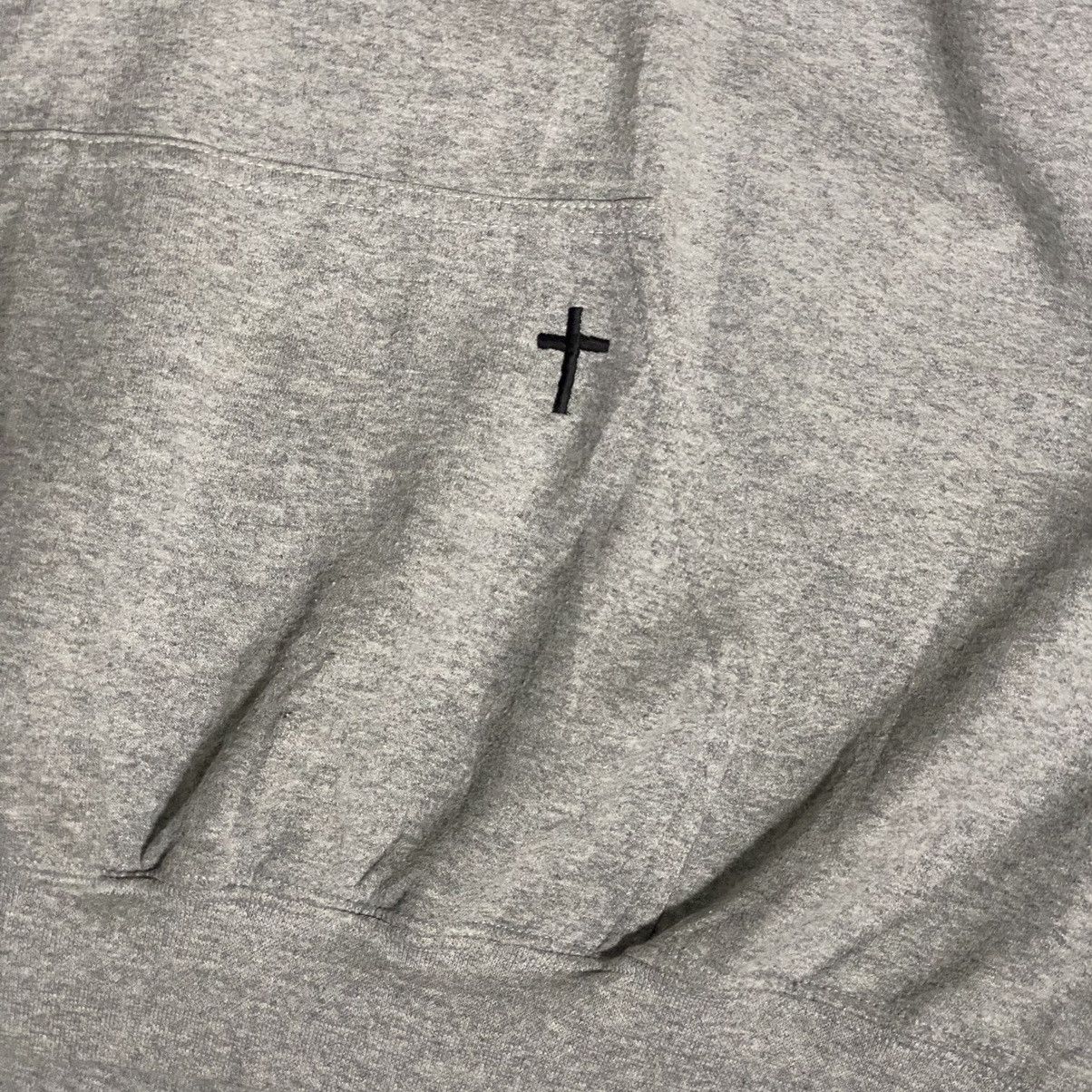 Japanese Brand Japanese FR(13)NDS Cross Big Logo Hoodie Size US XXL / EU 58 / 5 - 3 Thumbnail