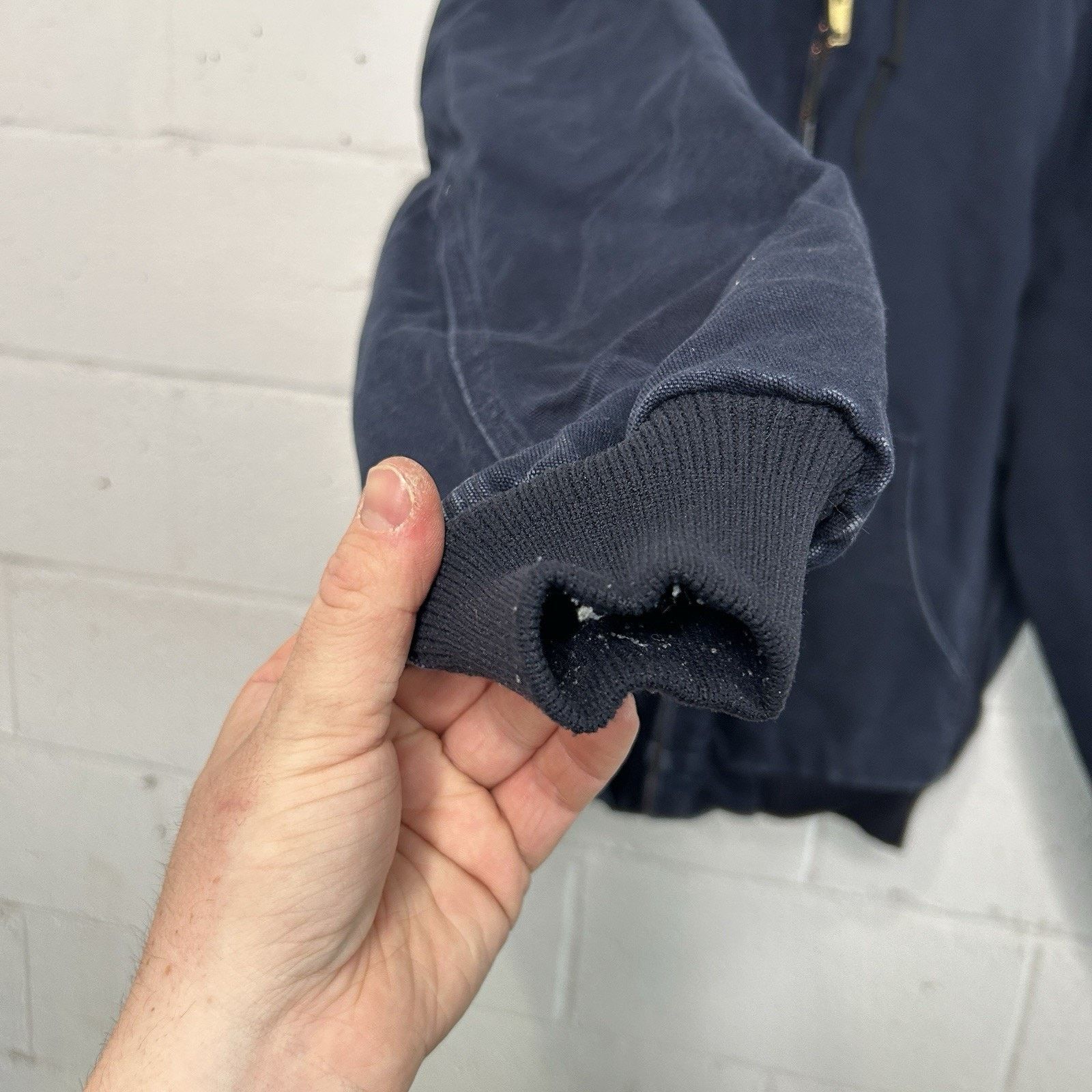 Carhartt Carhartt Quilted Hooded Active Jacket “Dark Navy” J140 DNY Size US L / EU 52-54 / 3 - 5 Thumbnail