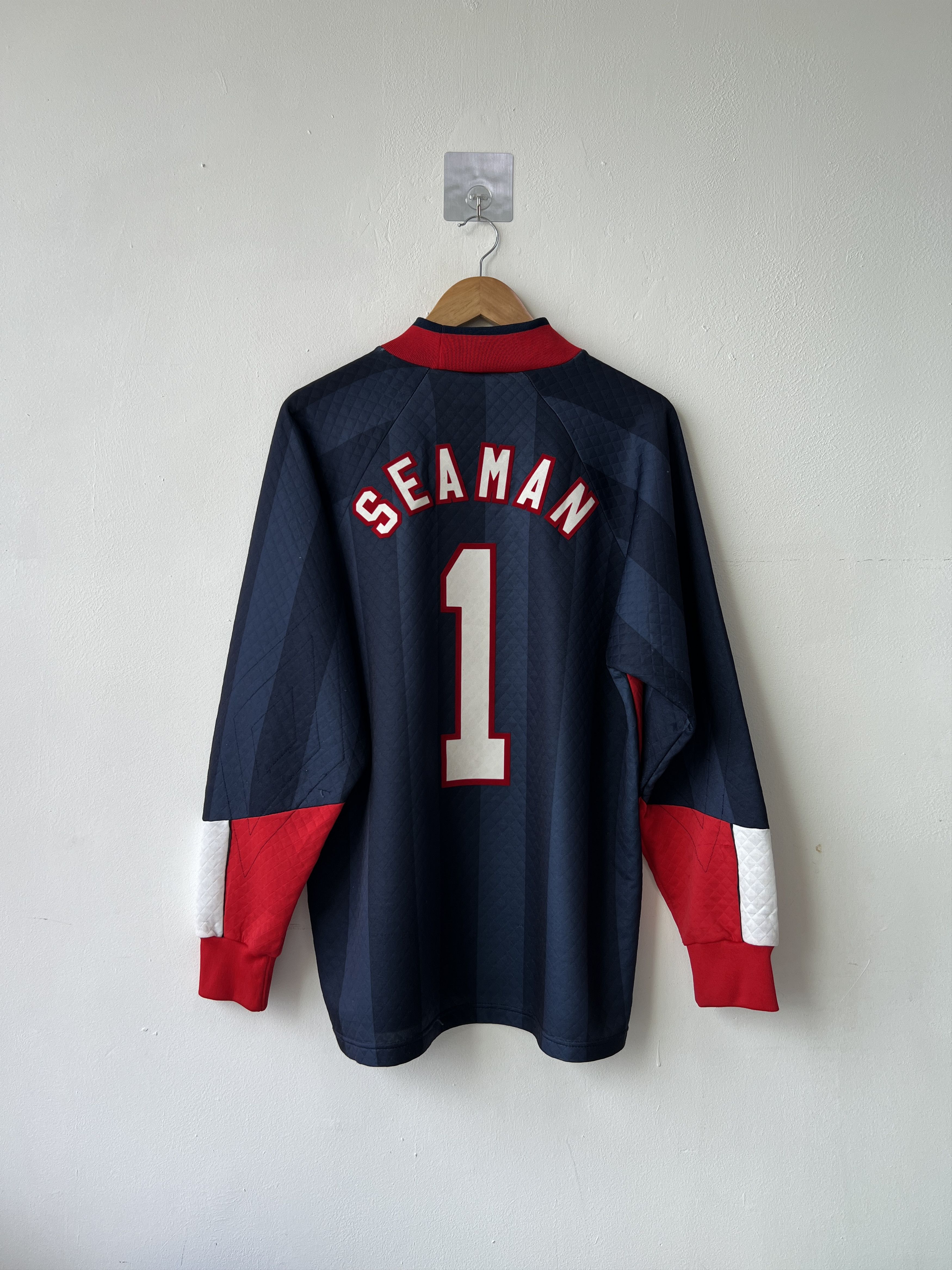 Umbro (M fits L) England 1998-99 GK Kit Seaman #1 Size US M / EU 48-50 / 2 - 2 Thumbnail
