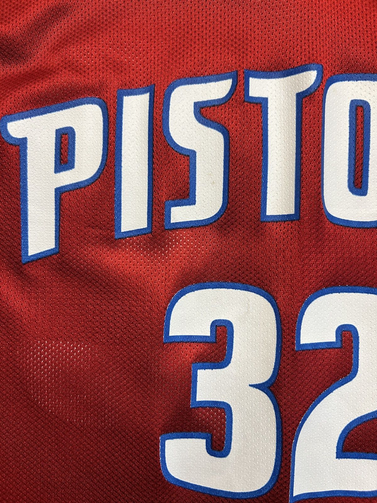Adidas Pistons #32 Hamilton Jersey Size US S / EU 44-46 / 1 - 9 Thumbnail