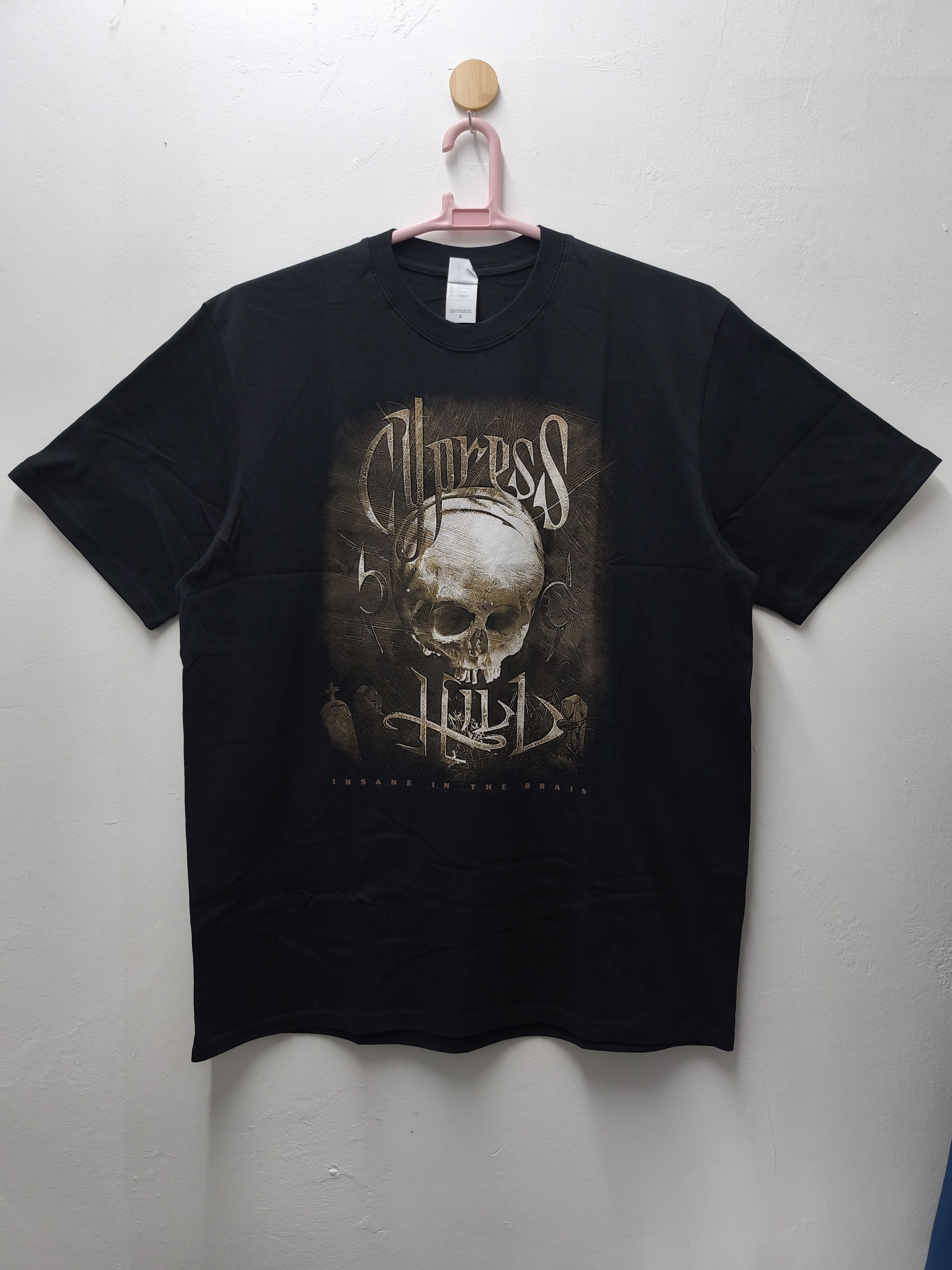 Band Tees Cypress Hill Insane In The Brain Black Sunday T-shirt Size US XL / EU 56 / 4 - 1 Thumbnail
