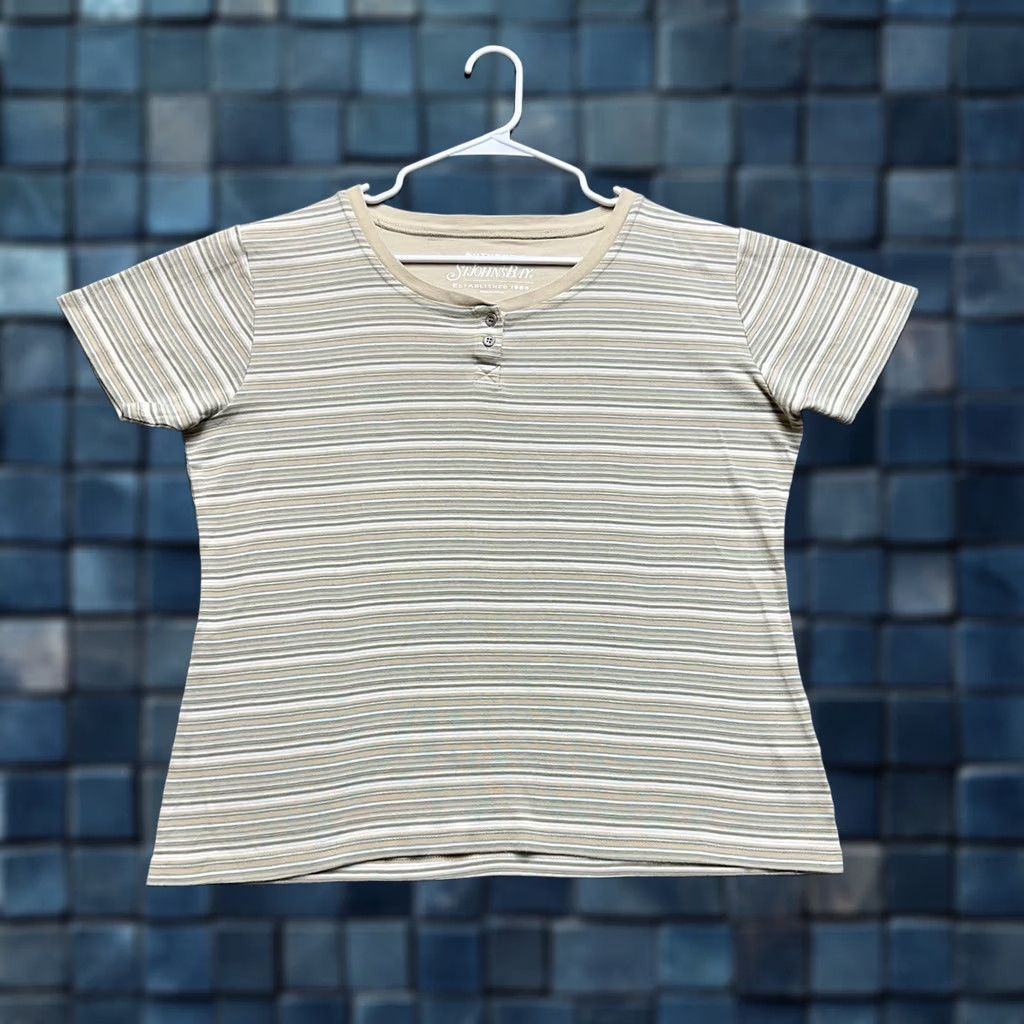 Vintage St. John's Bay Shirt Womens Medium Beige Striped Henley Short Sleeve GUC - 2 Button Casual Jersey Cotton 100% Size M / US 6-8 / IT 42-44 - 1 Thumbnail