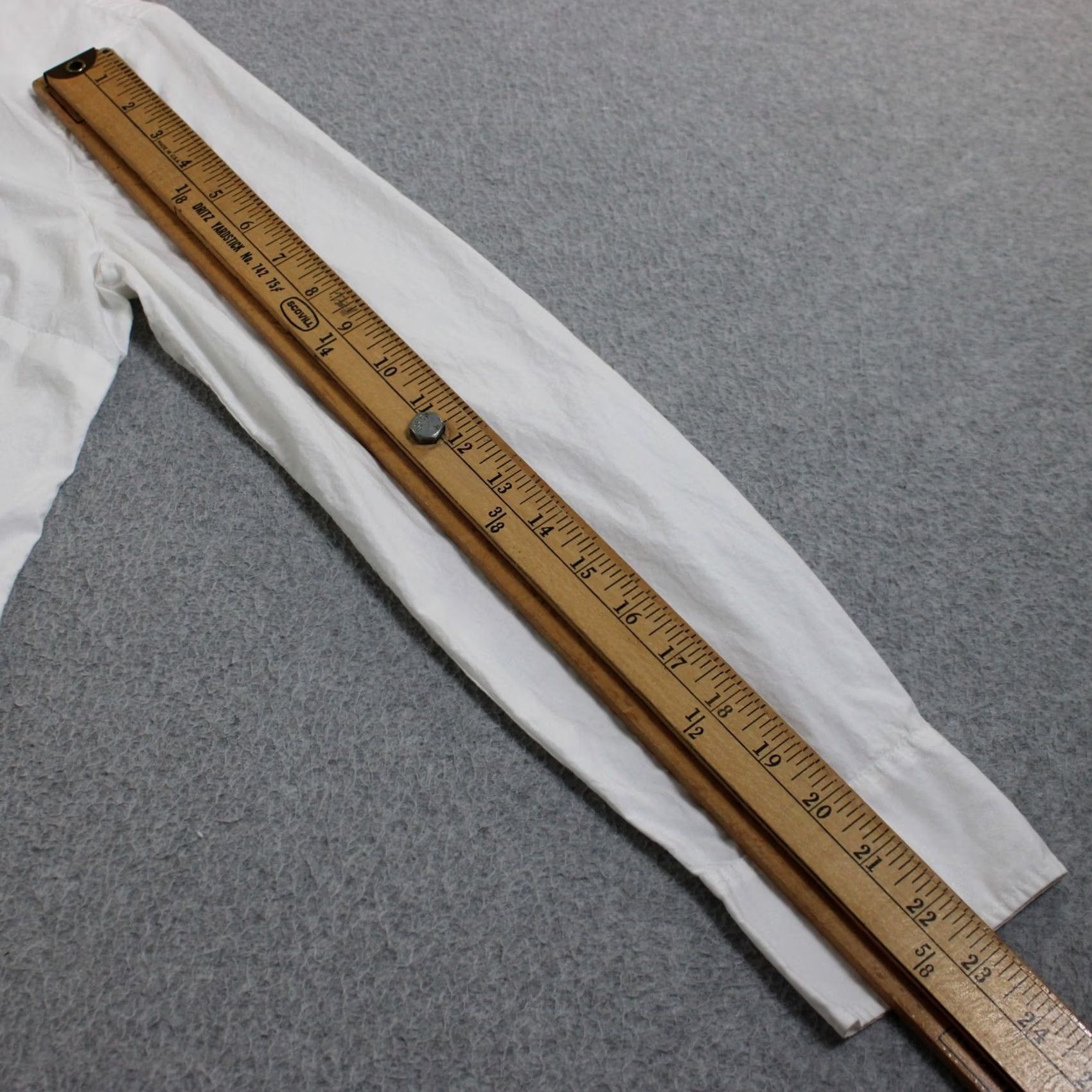 J.Crew J Crew Shirt Mens Medium White Solid Button Long Sleeve Cotton Office Heritage Size US M / EU 48-50 / 2 - 7 Thumbnail