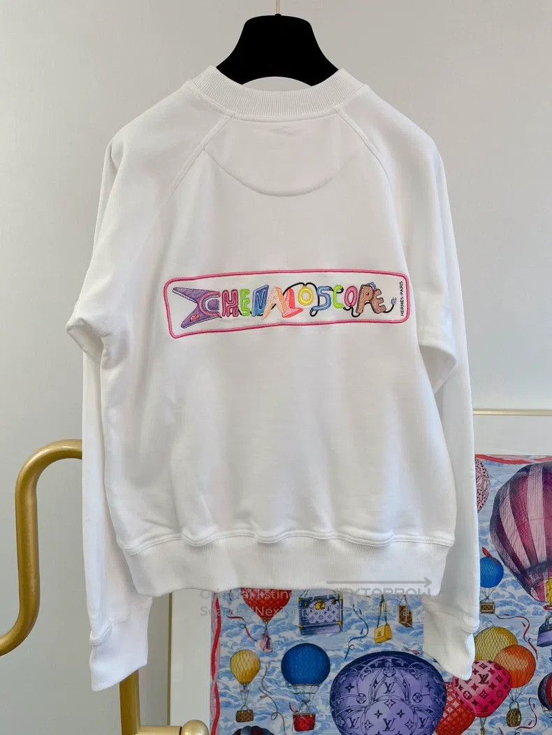 Hermes Hermes Painted Embroidered White Crewneck Sweatshirt Size XS / US 0-2 / IT 36-38 - 3 Thumbnail