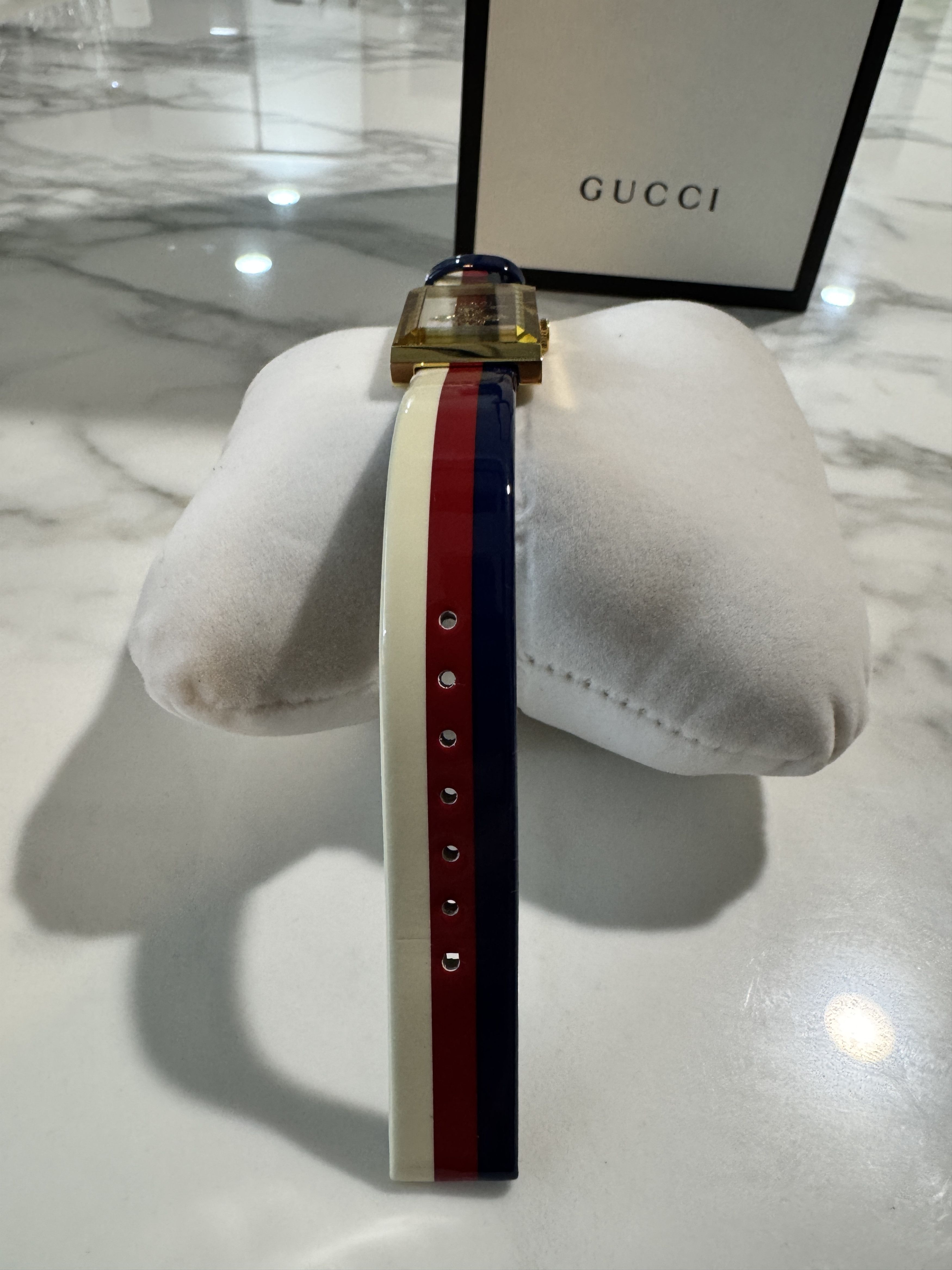 Gucci New G-Frame Size ONE SIZE - 5 Thumbnail