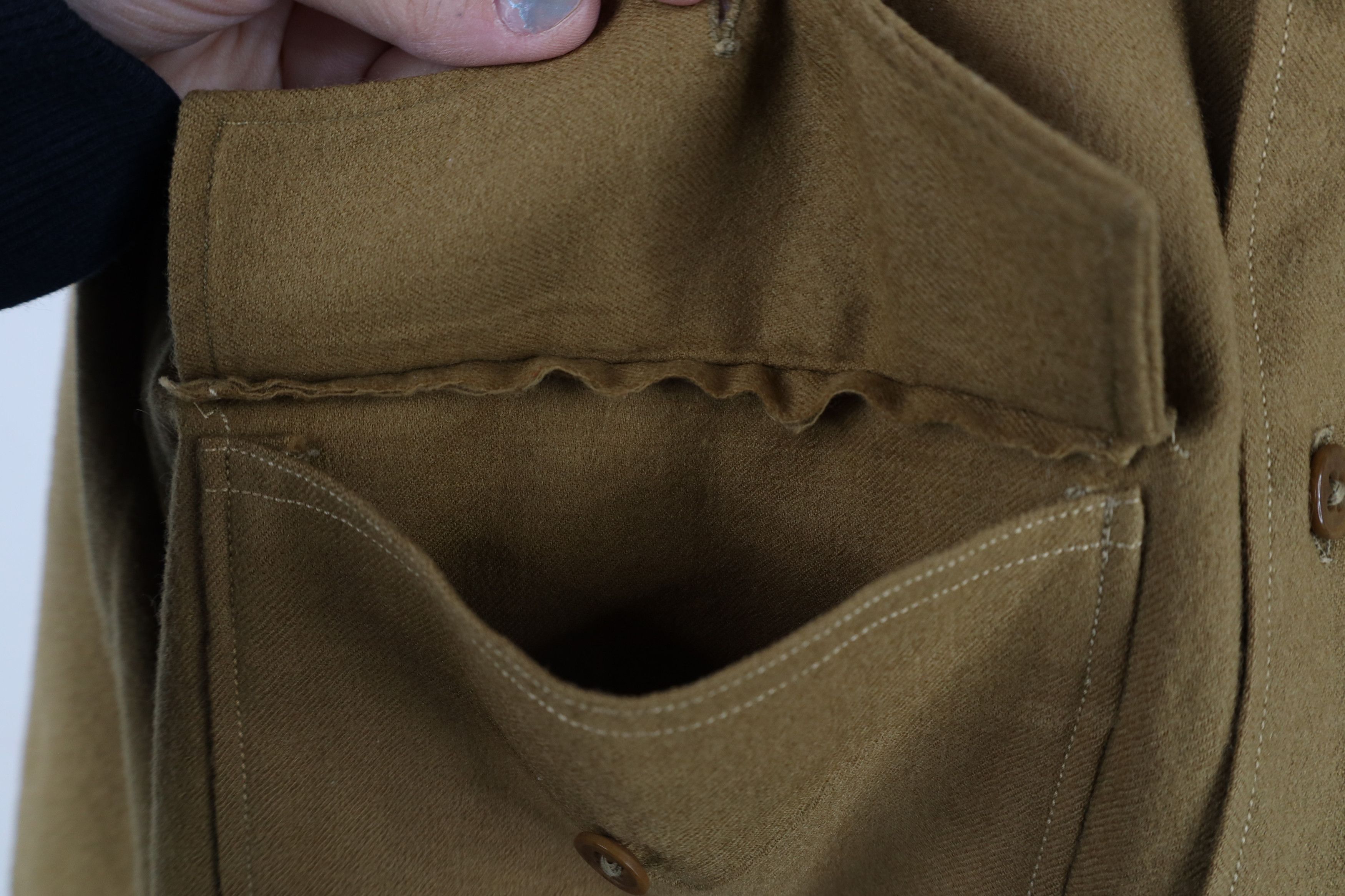 Vintage Vintage 40s WWII Wool Military Field Button Shirt Beige USA Size US L / EU 52-54 / 3 - 6 Thumbnail