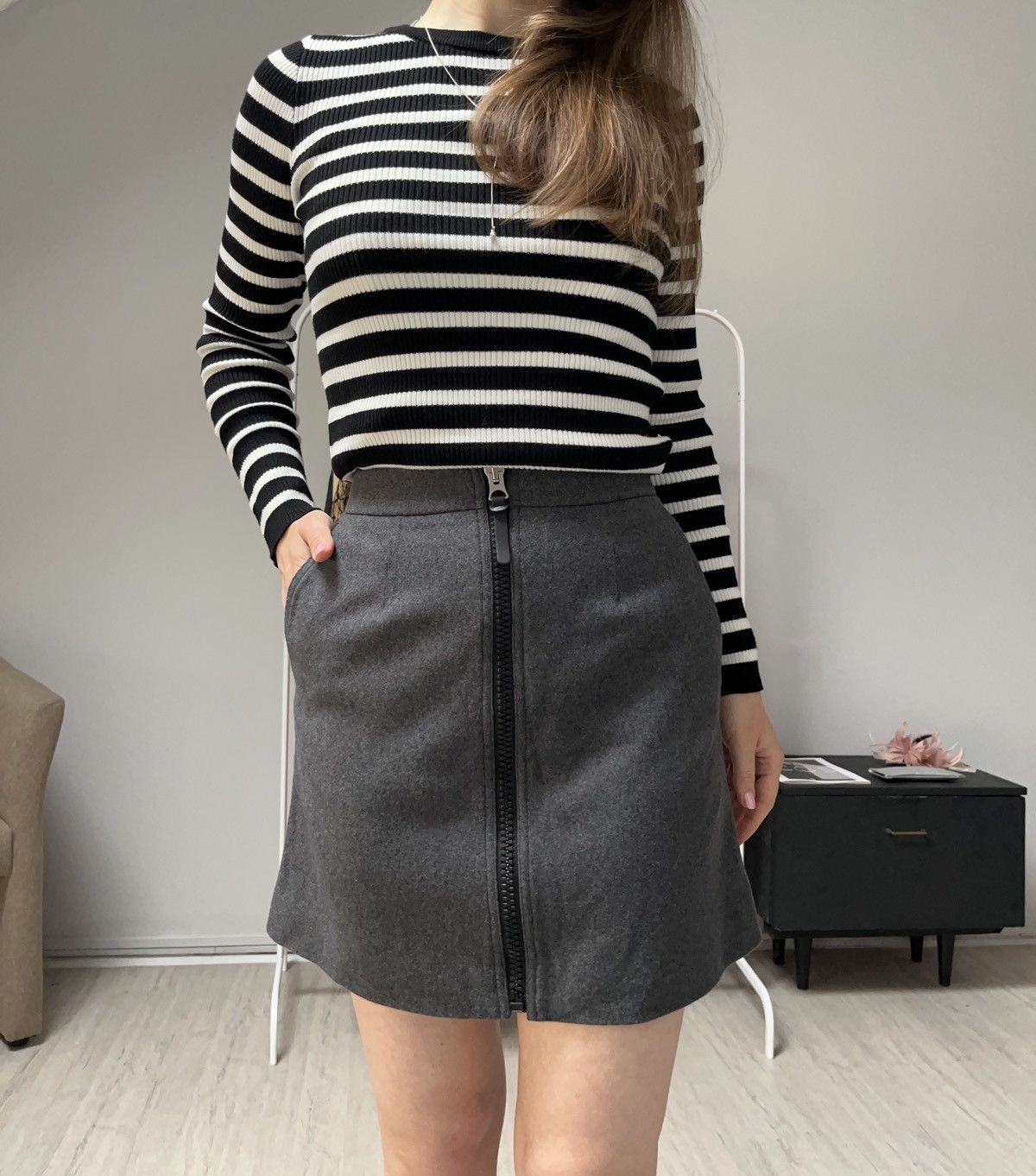 Acne Studios Acne Studios Suraya Flannel Mini Skirt Wool Size 34 Zip Gray Size 34" / US 12 / IT 48 - 15 Thumbnail
