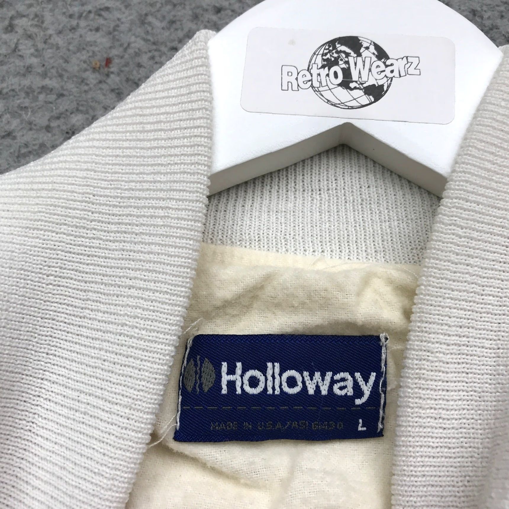 Holloway VINTAGE Holloway Jacket Bomber Mens L White Red 80s Shrine Club Full Zip Pockets Nylon Lined Short Sleeve Pattern Solid Size US L / EU 52-54 / 3 - 5 Thumbnail