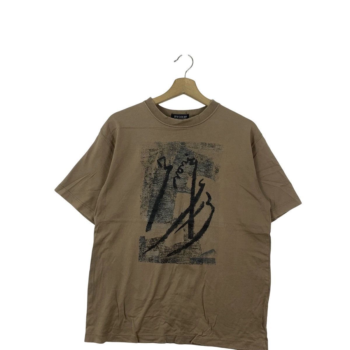Vintage Vintage IVY COURT Traditional Art Abstract Design Tee Size US L / EU 52-54 / 3 - 4 Thumbnail