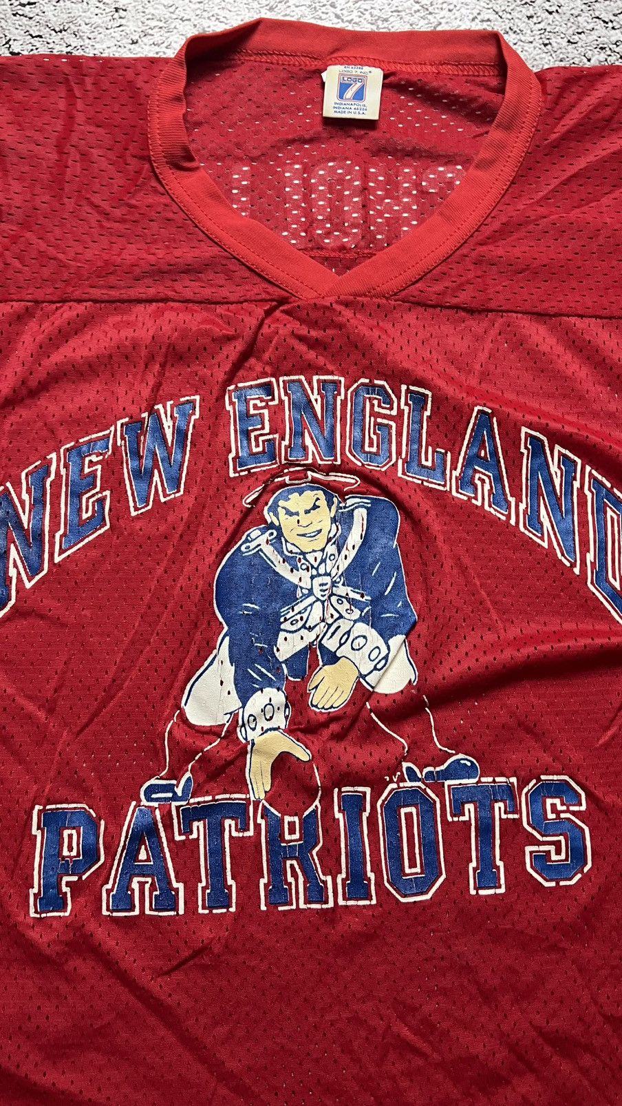 Logo 7 VTG 80-90’s New England Patriots LOGO 7 jersey made in USA Size US M / EU 48-50 / 2 - 3 Thumbnail