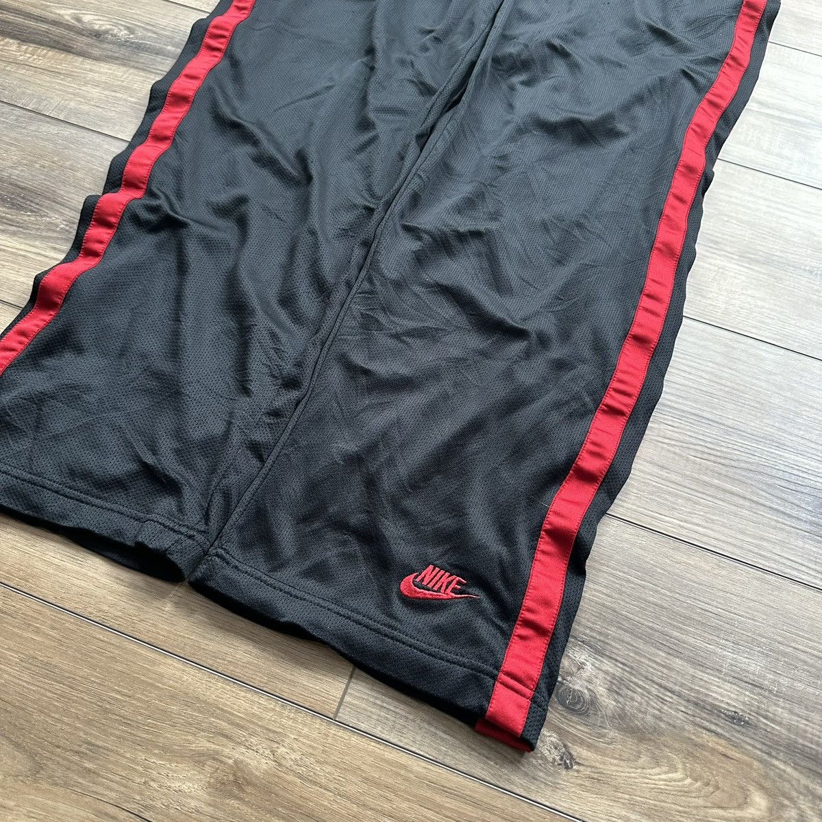 Nike Vintage 2000s Nike Black & Red Striped Wide Leg Track Pants Size US 34 / EU 50 - 4 Thumbnail