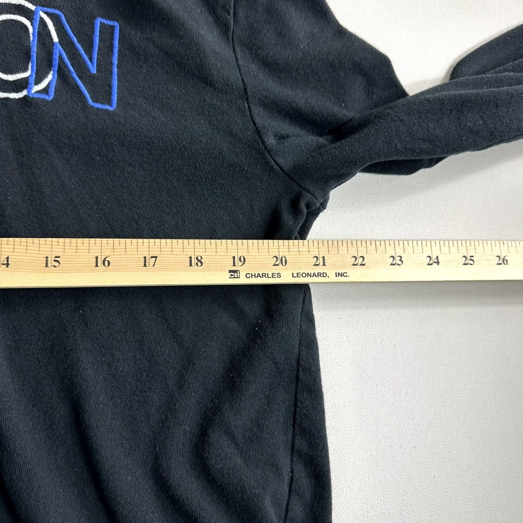 Champion VINTAGE Champion Sweatshirt Large L Black Blue Pink Embroidered Spell Out Crew Neck Long Sleeve Men Pullover Size US L / EU 52-54 / 3 - 7 Thumbnail