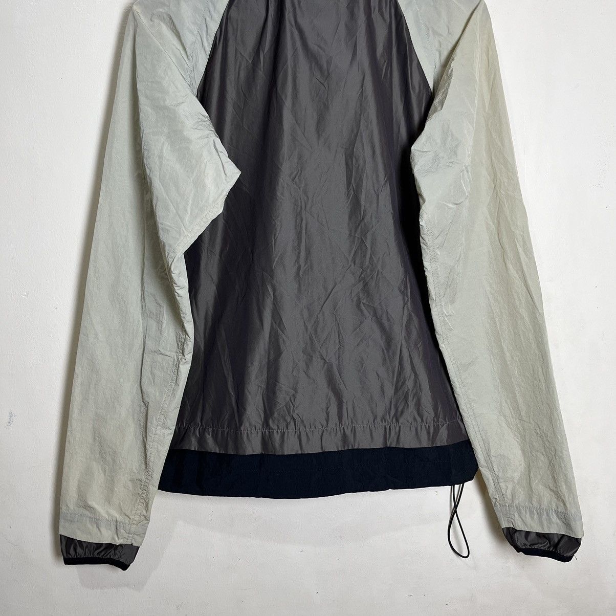 Arnar Mar Jonsson ARNAR MĀR JŌNSSON AW21 COMPOSITION V-NECK HOODED JACKET Size US S / EU 44-46 / 1 - 18 Thumbnail