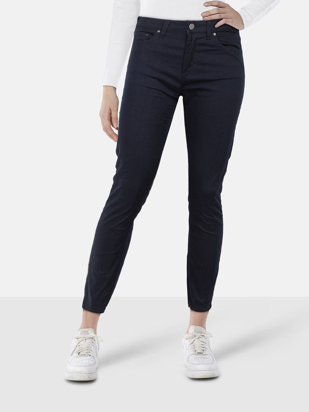 Acne Studios Navy Denim Skin 5 Jeans Size 28" / US 6 / IT 42 - 1 Thumbnail