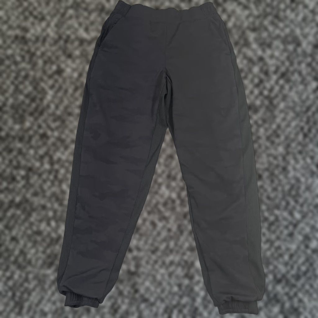Athleta Athleta Jogger Pants Women’s 2 Black Camo Textured Lined Pocket Zip Size 26" / US 2 / IT 38 - 1 Thumbnail