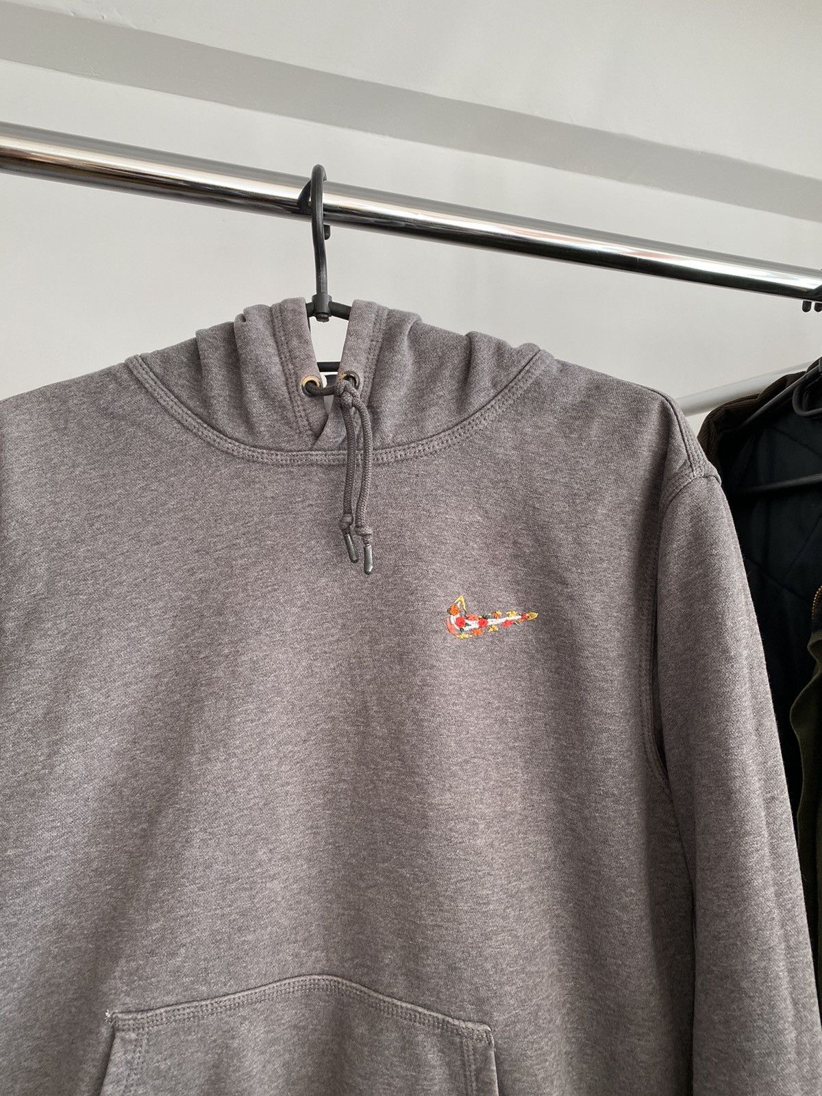 Nike × Vintage Vintage Nike Swoosh Embroidery Flowers Hoodie Size US M / EU 48-50 / 2 - 10 Thumbnail