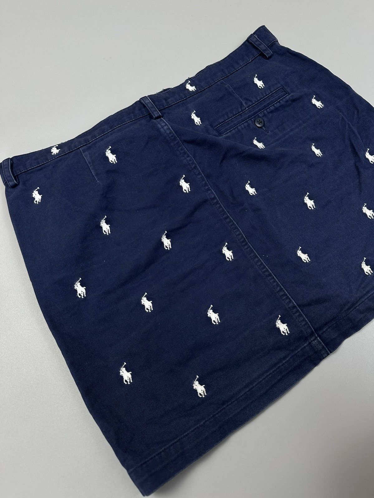 Polo Ralph Lauren Polo Ralph Lauren Monogram Mini Skirt Size 30" / US 8 / IT 44 - 6 Thumbnail