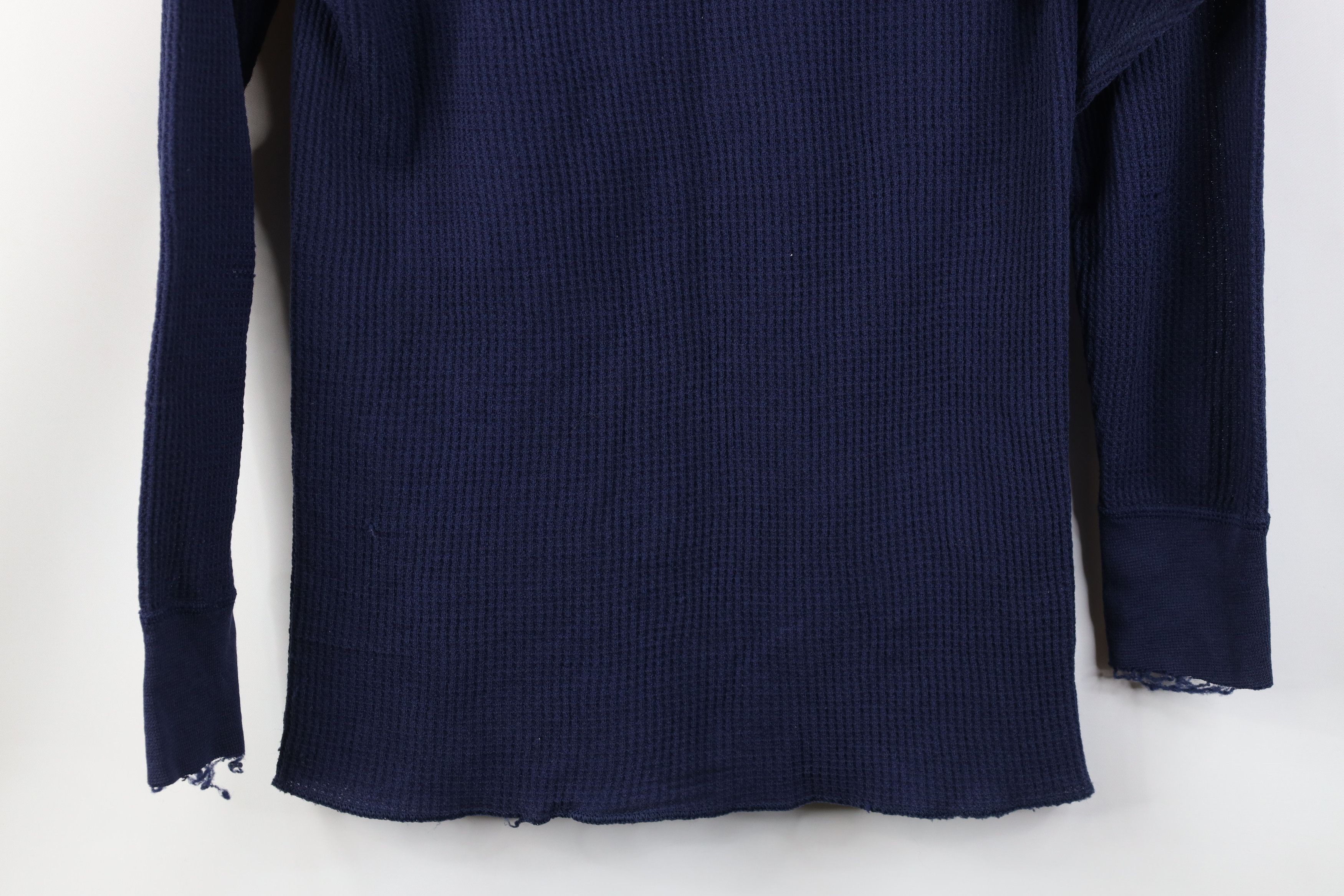 Vintage Vintage 70s Streetwear Waffle Knit Henley T-Shirt USA Size US M / EU 48-50 / 2 - 15 Thumbnail