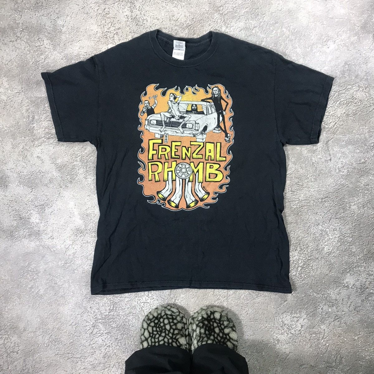 Vintage Vintage 90s Frenzal Rhomb Graphic Tee Punk Rock Y2K Boxy L Size US L / EU 52-54 / 3 - 2 Thumbnail