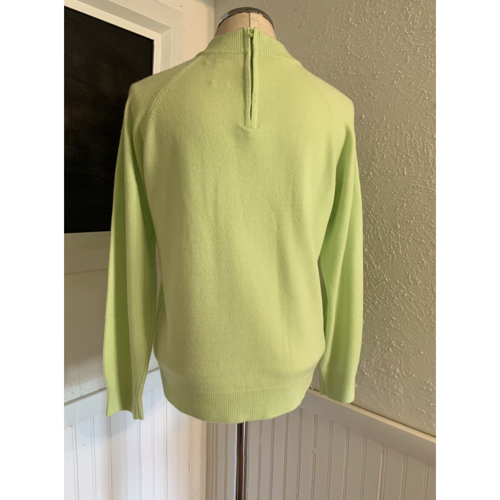 Vintage Draper's & Damon's Spring Green Women's Medium Sweater Mock Turtleneck Size M / US 6-8 / IT 42-44 - 5 Thumbnail