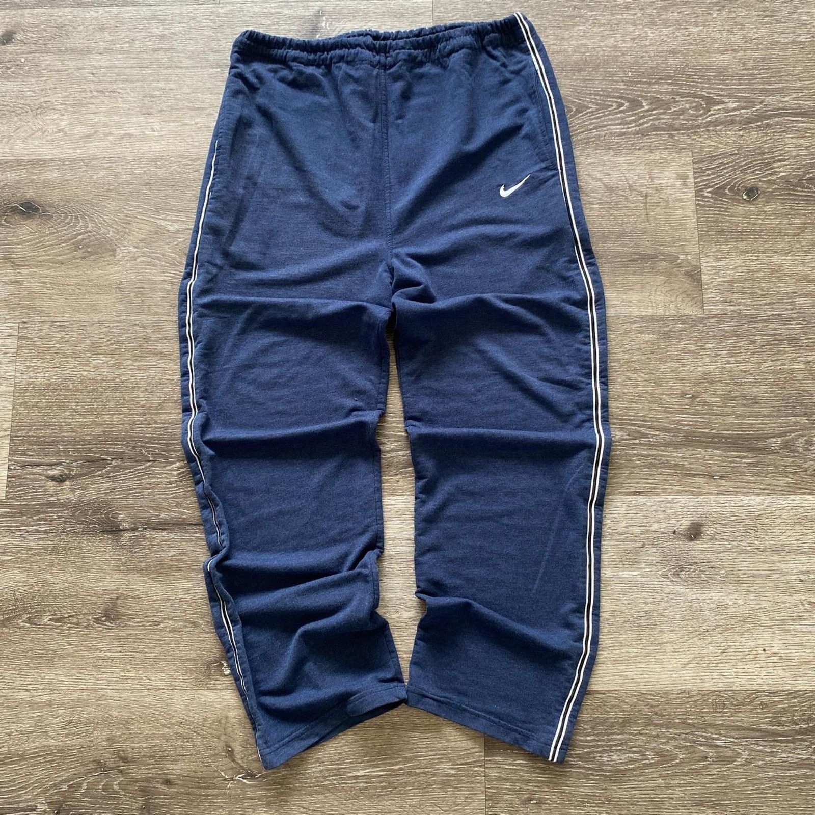 Nike × Vintage Vintage 90s Nike Sweats Size US 32 / EU 48 - 1 Thumbnail