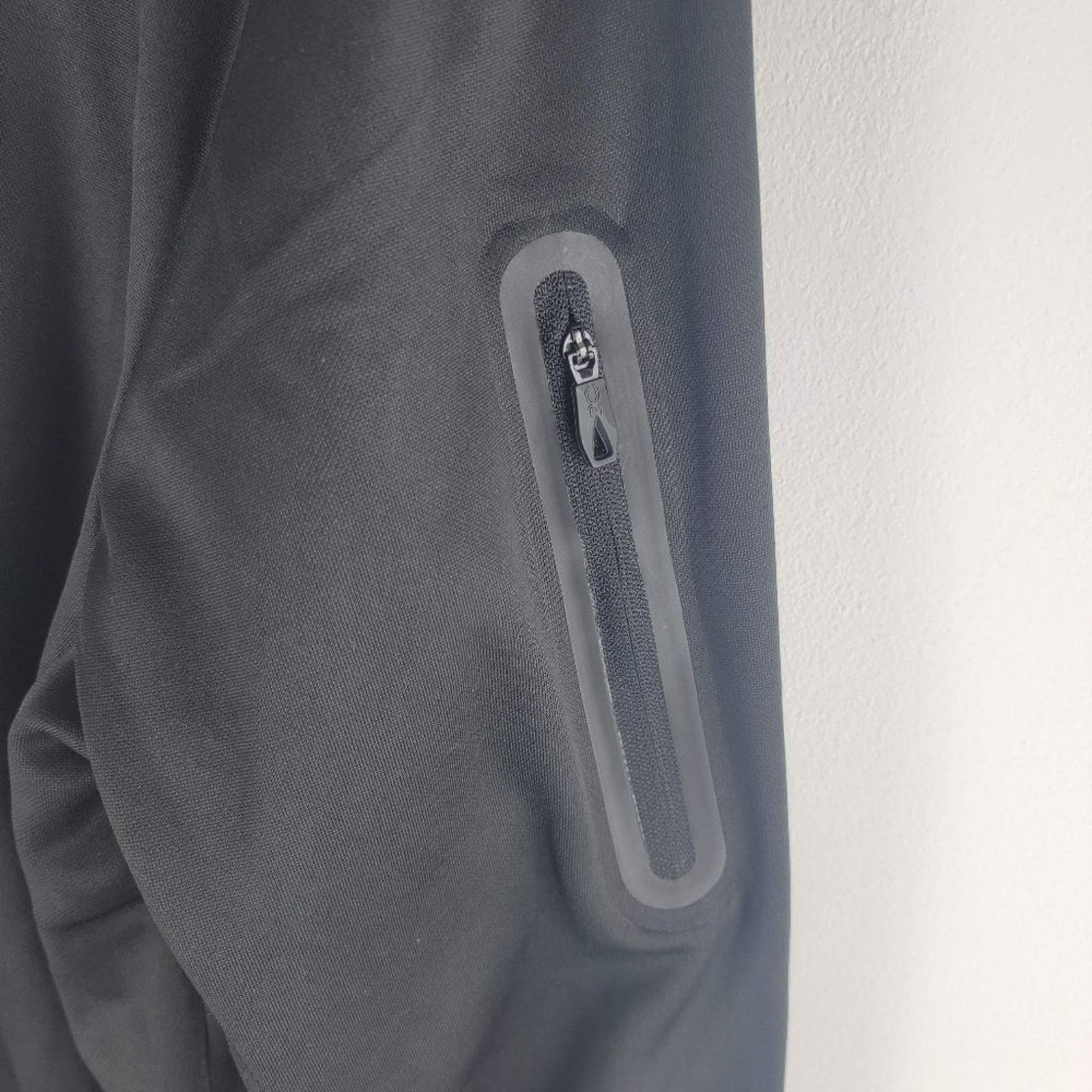 Spyder NWT Spyder active 1/4 zip jacket breathable sports black M Size US M / EU 48-50 / 2 - 6 Thumbnail
