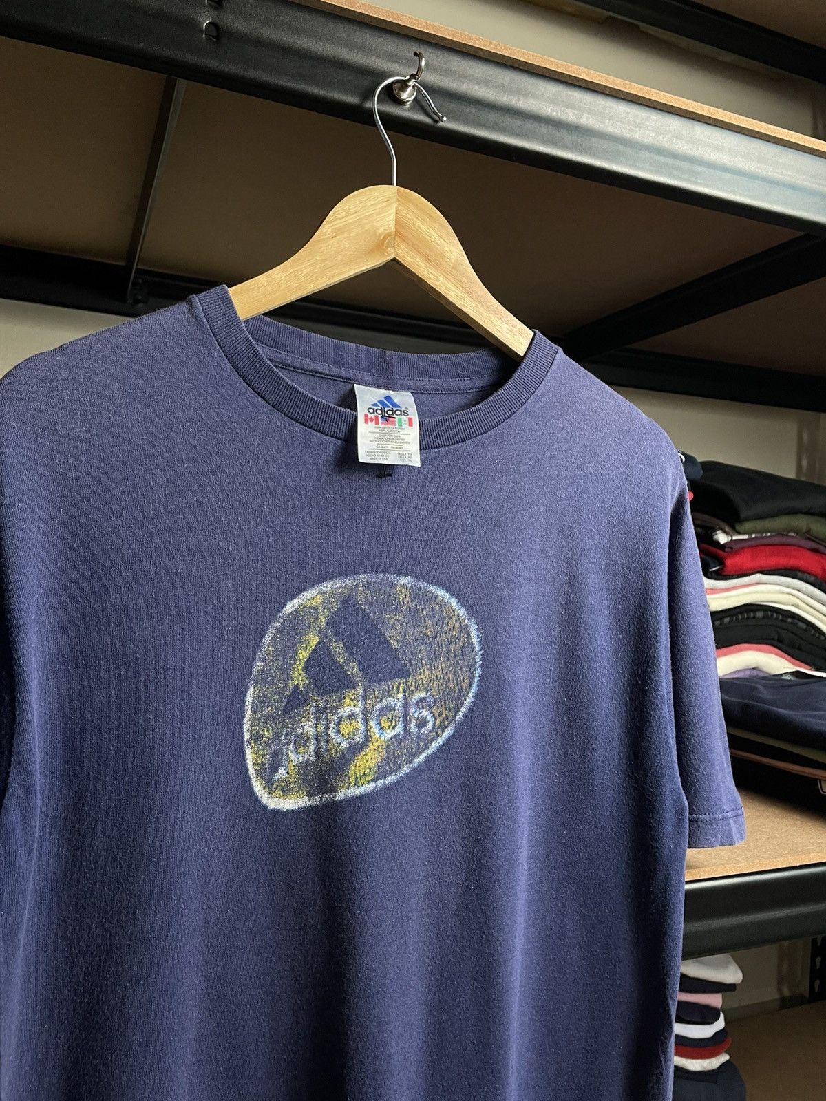 Adidas vintage 1990s Adidas performance logo graphic t-shirt Size US L / EU 52-54 / 3 - 3 Thumbnail