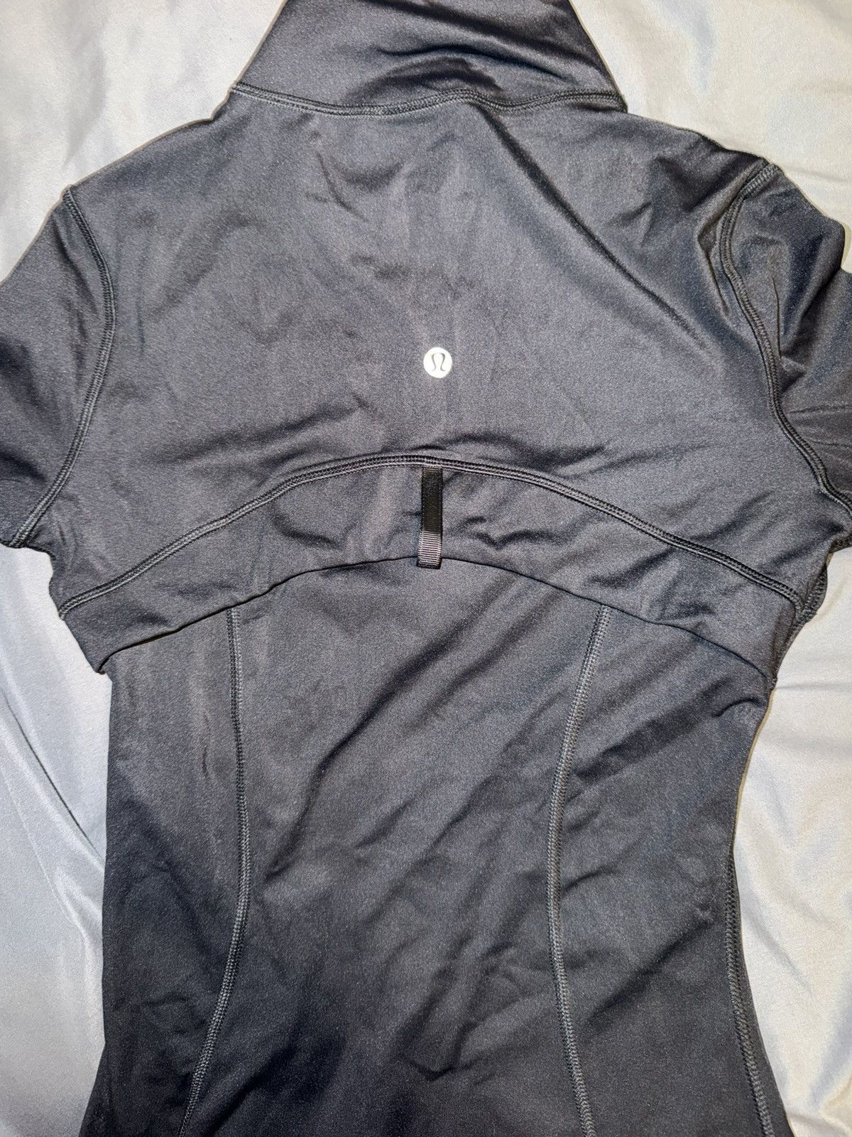Lululemon Lululemon | Black Defined Zip-Up with Gold Zippers Size S / US 4 / IT 40 - 2 Thumbnail