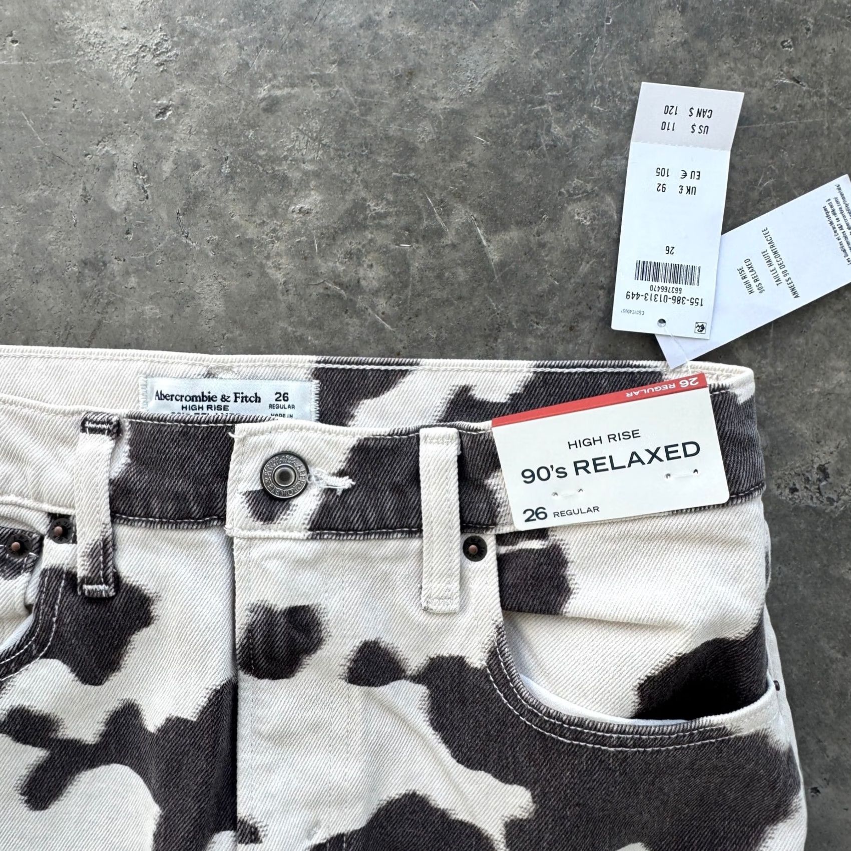 Abercrombie & Fitch Abercrombie & Fitch High Rise 90s Relaxed Pony Print Jean 26 Nwt Msrp 10 Womens Jeans Regal Pony Print 90s Vintage Jeans Nwt 26 blue Size 26" / US 2 / IT 38 - 3 Thumbnail