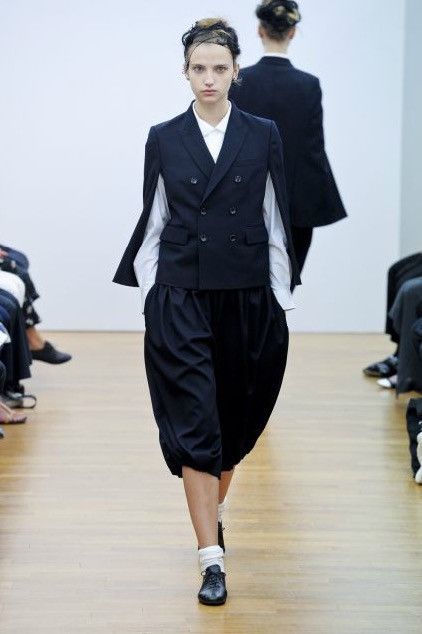 Comme des Garcons COMME des GARCONS 12SS Double Cape Jacket – Navy Size M / US 6-8 / IT 42-44 - 1 Thumbnail