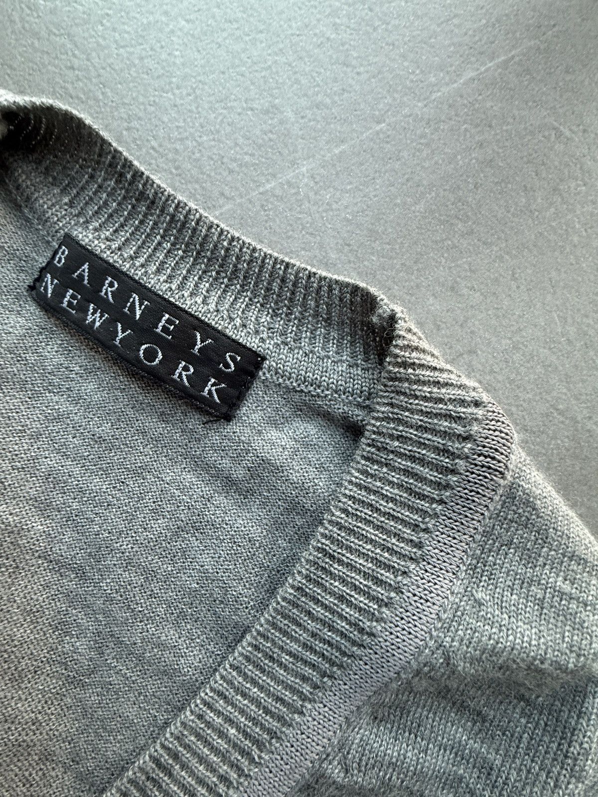 Barneys New York Barneys New York Japan Version Wool Fine Knit Mens Grey Vest Size US S / EU 44-46 / 1 - 3 Thumbnail