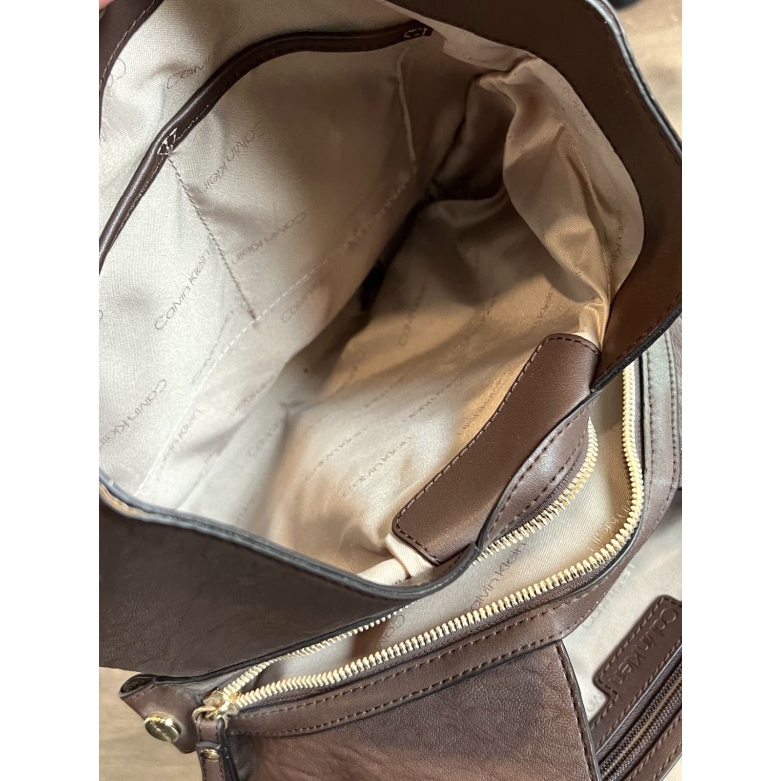 Calvin Klein CALVIN KLEIN VINTAGE Shoulder Tote Bag Faux Leather Brown One Size Business Casual Womens Size ONE SIZE - 7 Thumbnail